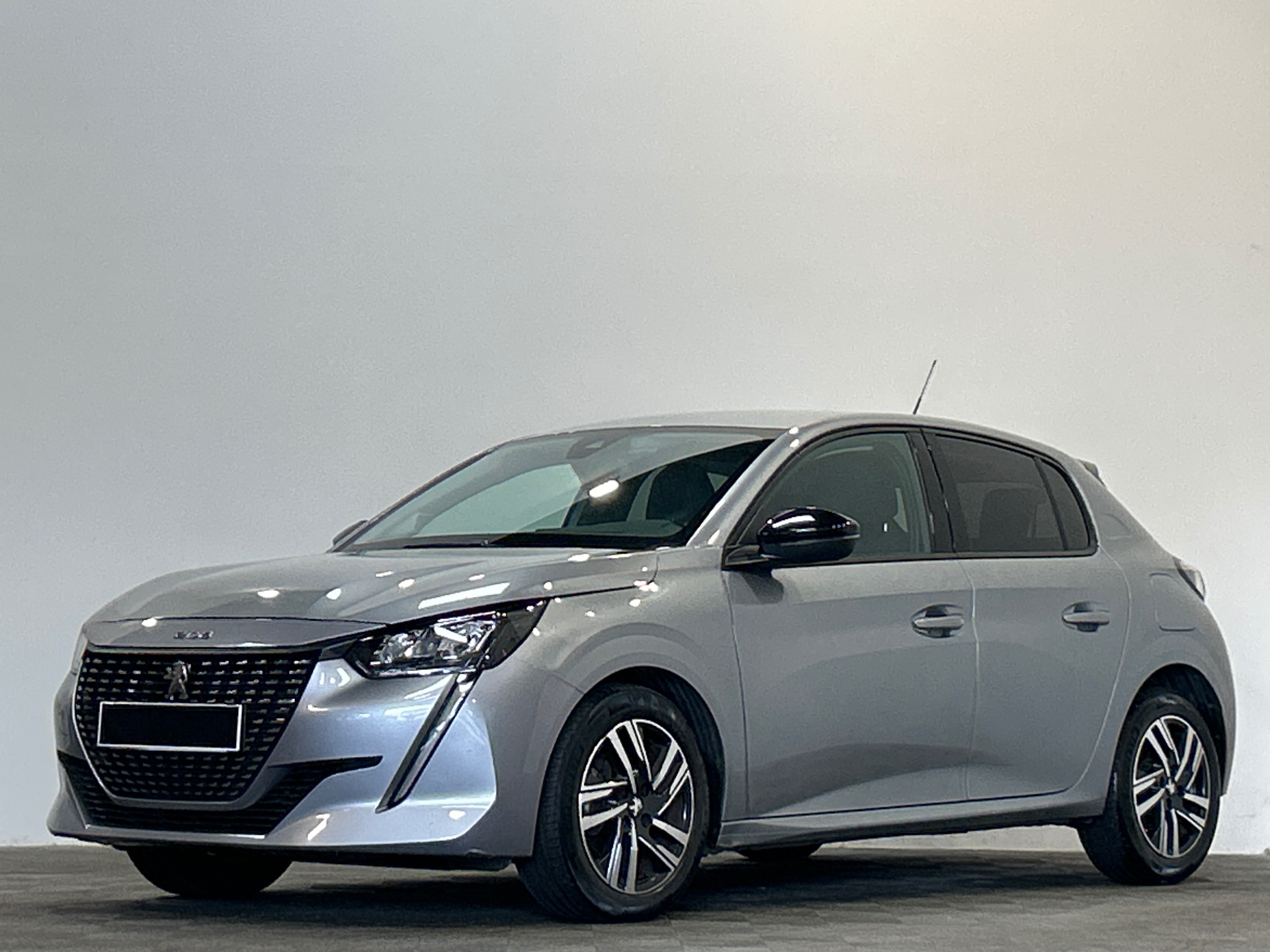 PEUGEOT 208 ALL PT100 BVM