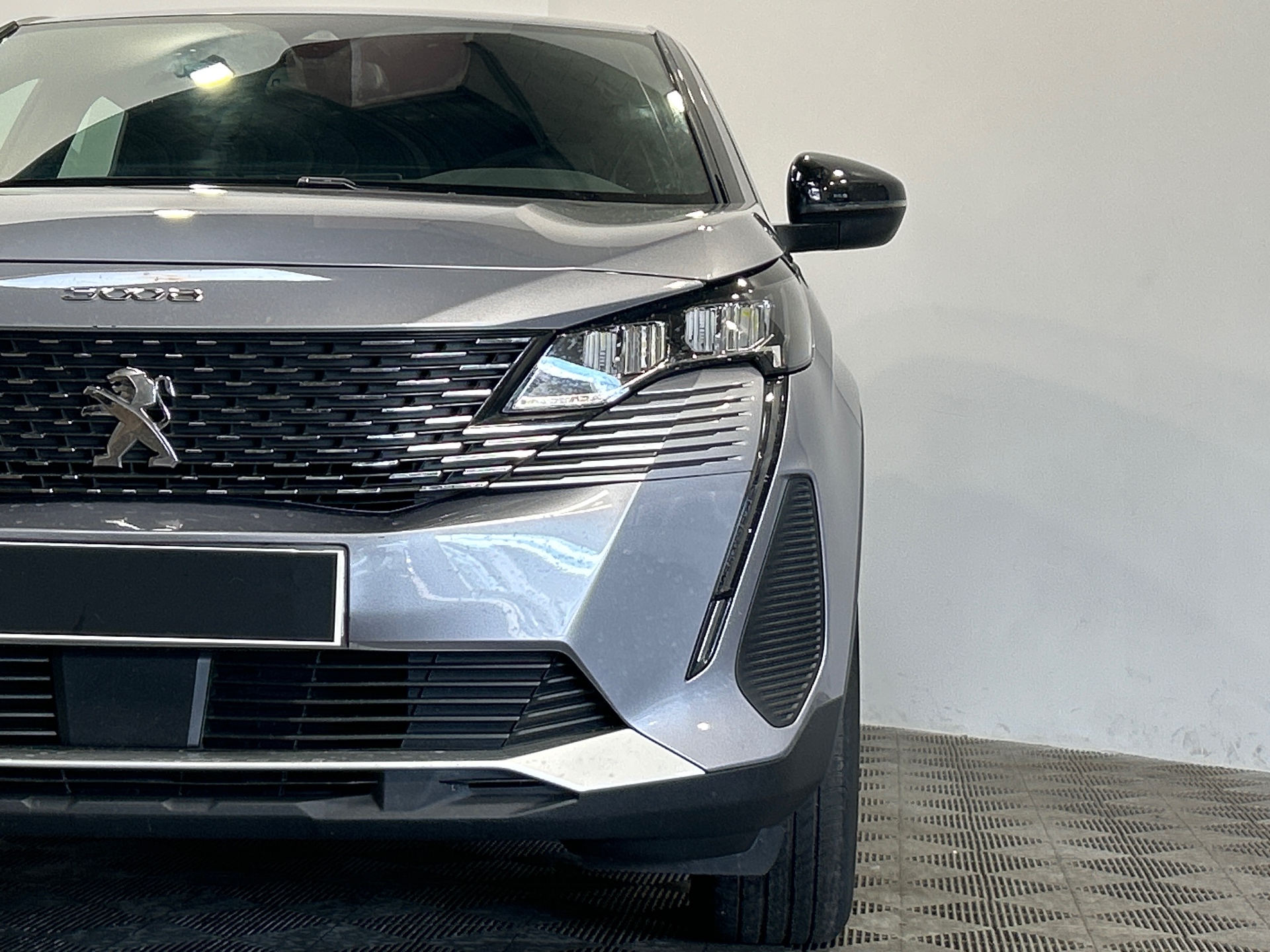 PEUGEOT 3008 ACTIVE PACK BHDI 130 S&S EAT8