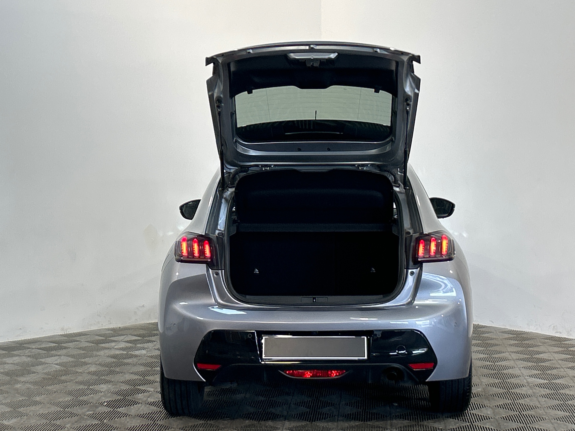 PEUGEOT 208 ALL PT100 BVM