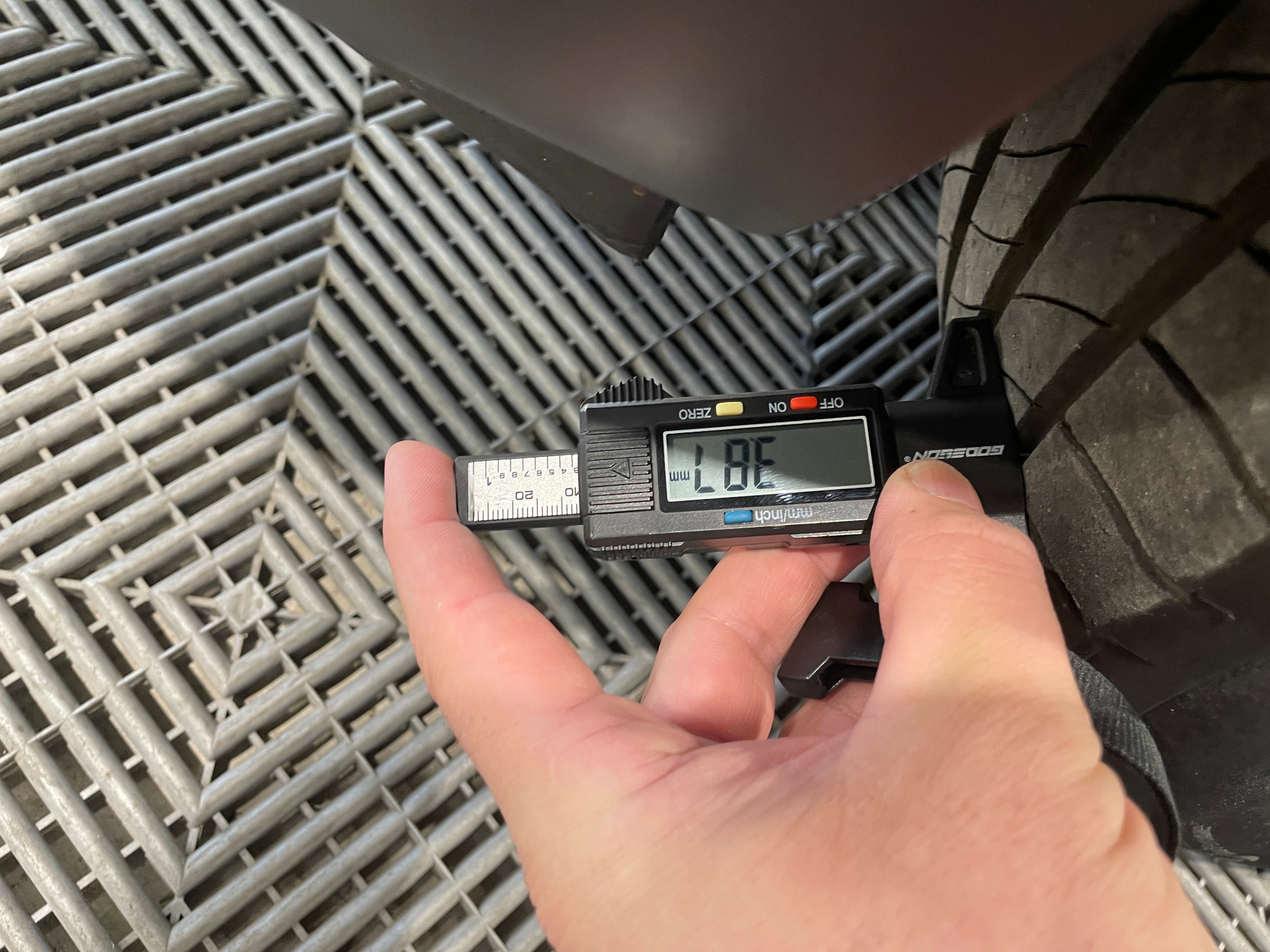 CITROEN C3 PureTech 110 S&S BVM6 Shine — expertise