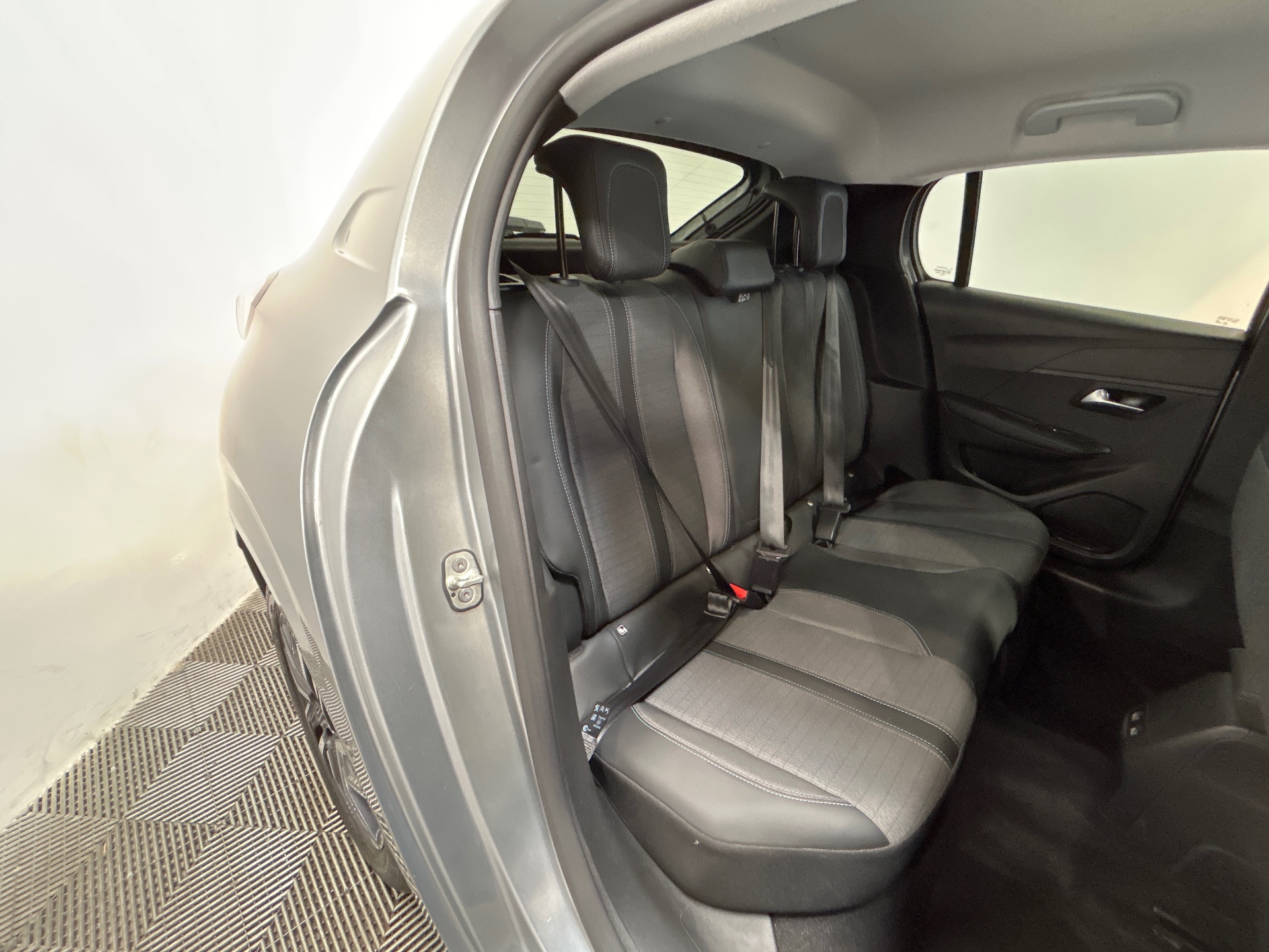 PEUGEOT 208 ALL PT100 BVM