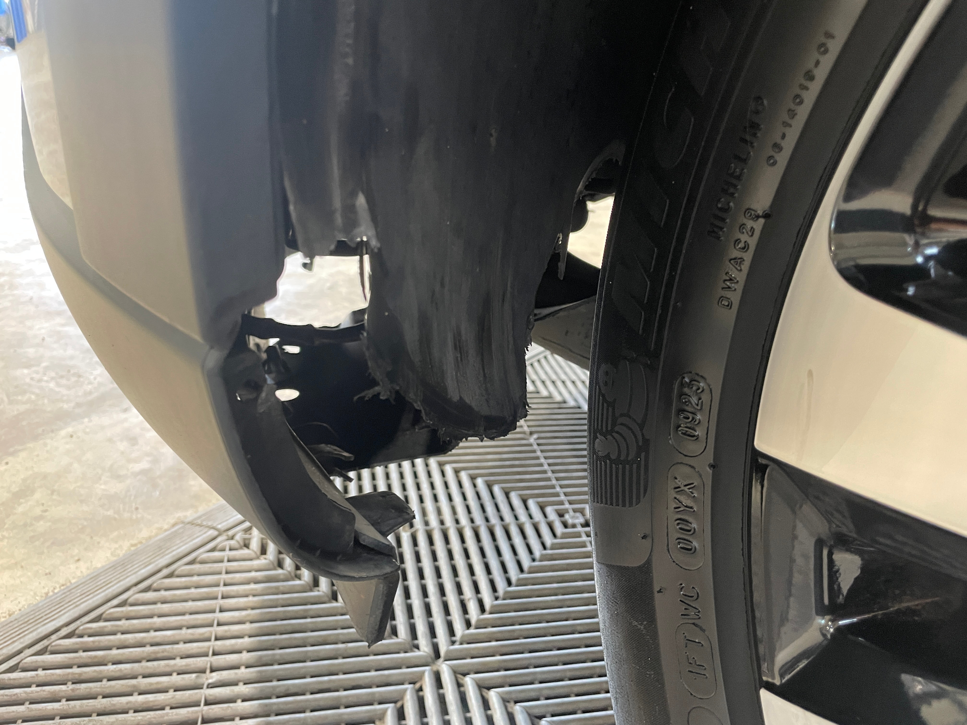 CITROEN C3 PureTech 110 S&S BVM6 Shine — expertise