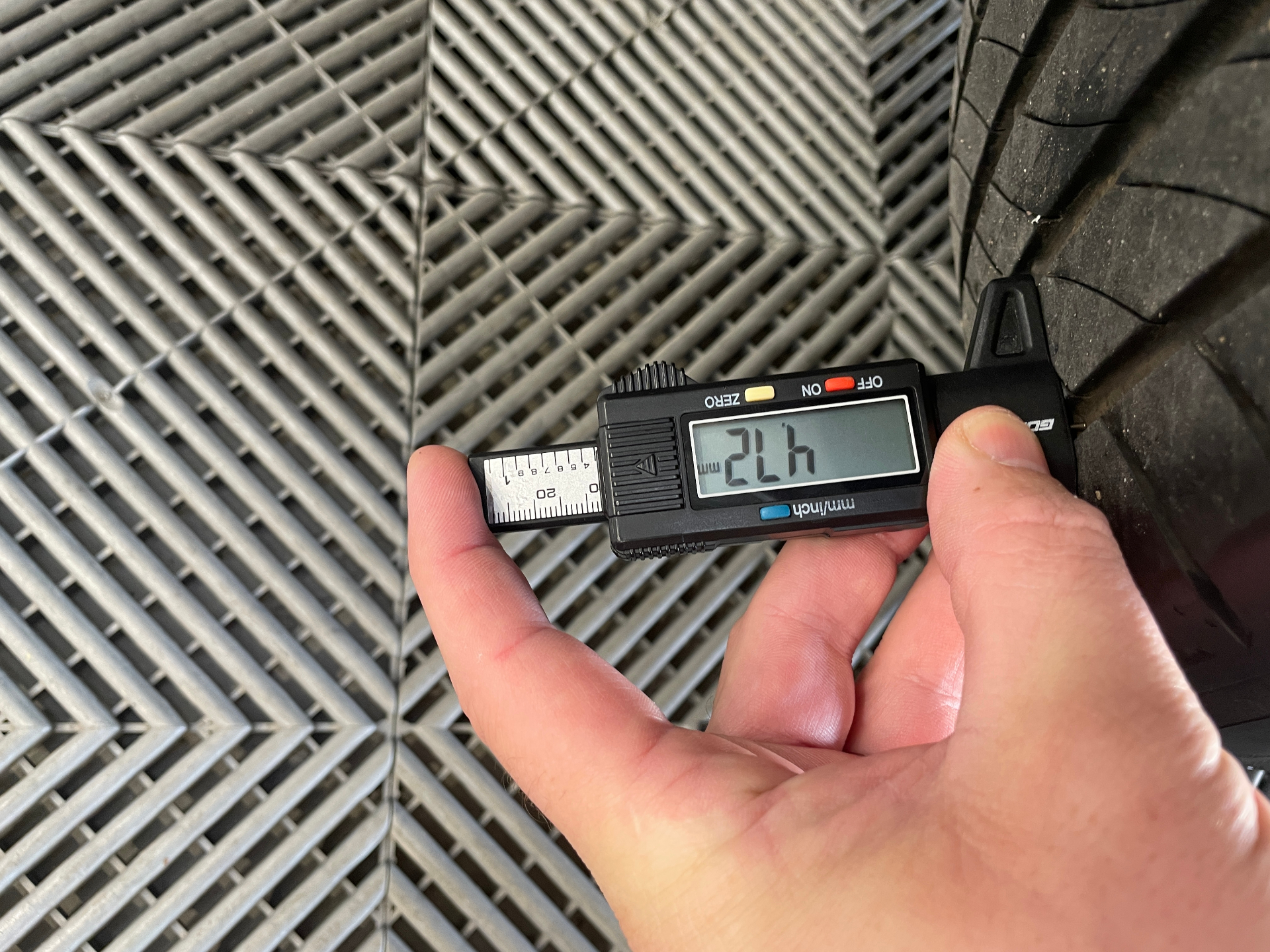 CITROEN C3 PureTech 110 S&S BVM6 Shine — expertise