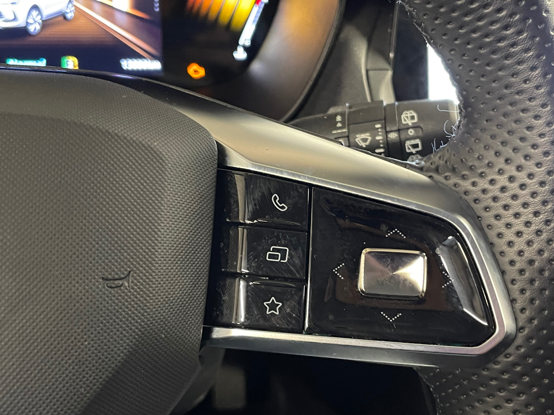 MG ZS 1.5 L Hybrid+ 197 ch Luxury