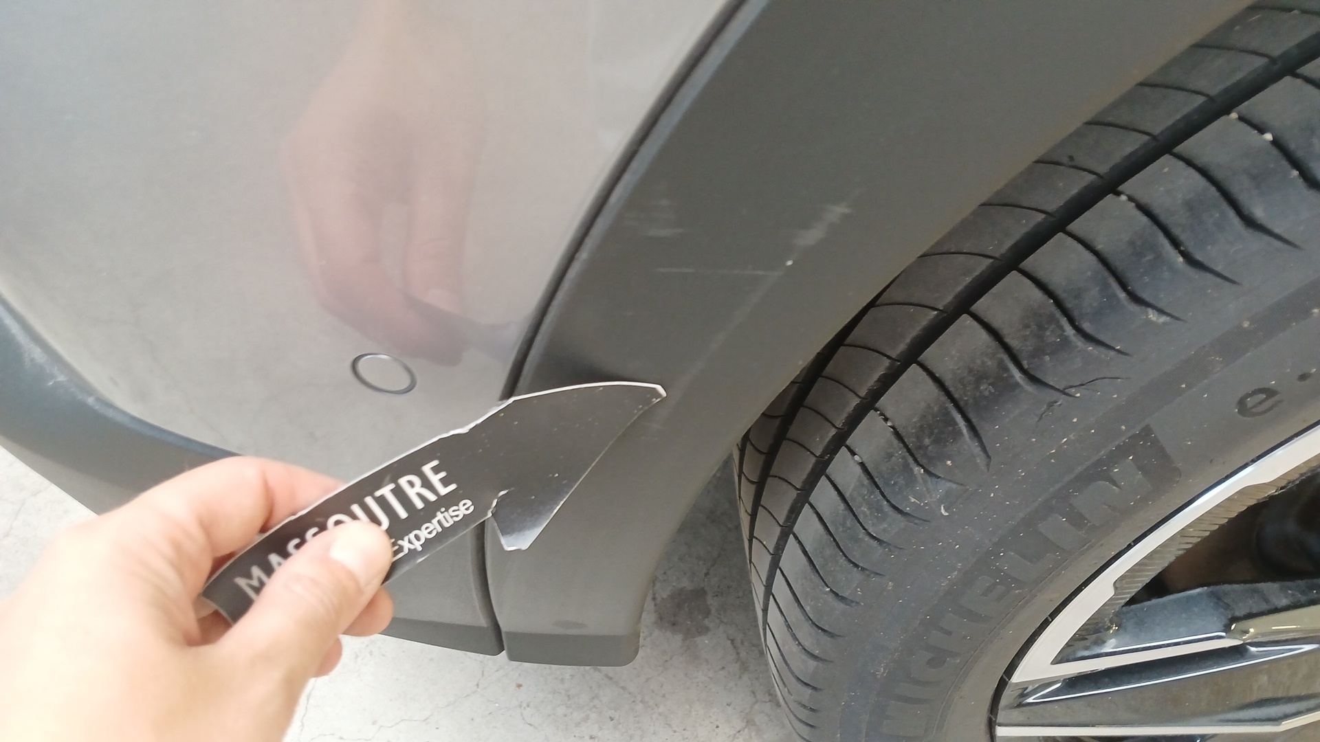 PEUGEOT 3008 Allure Hybrid 145 ch e-DCS6 — expertise