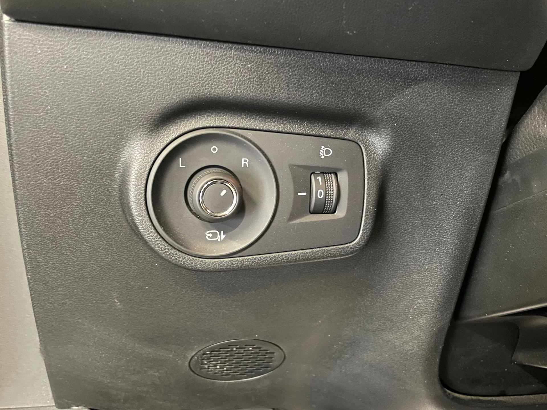 MG ZS 1.5 L Hybrid+ 197 ch Luxury