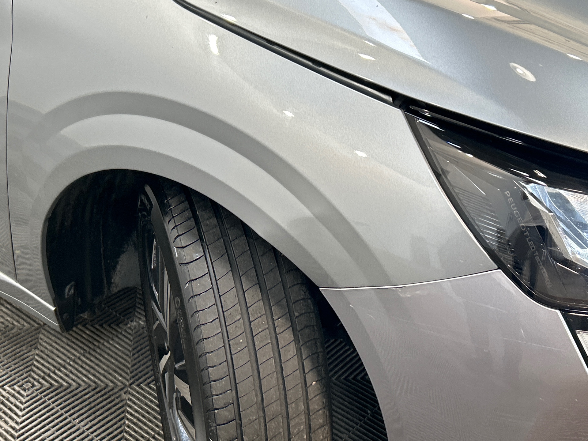 PEUGEOT 208 ALL PT100 BVM — expertise