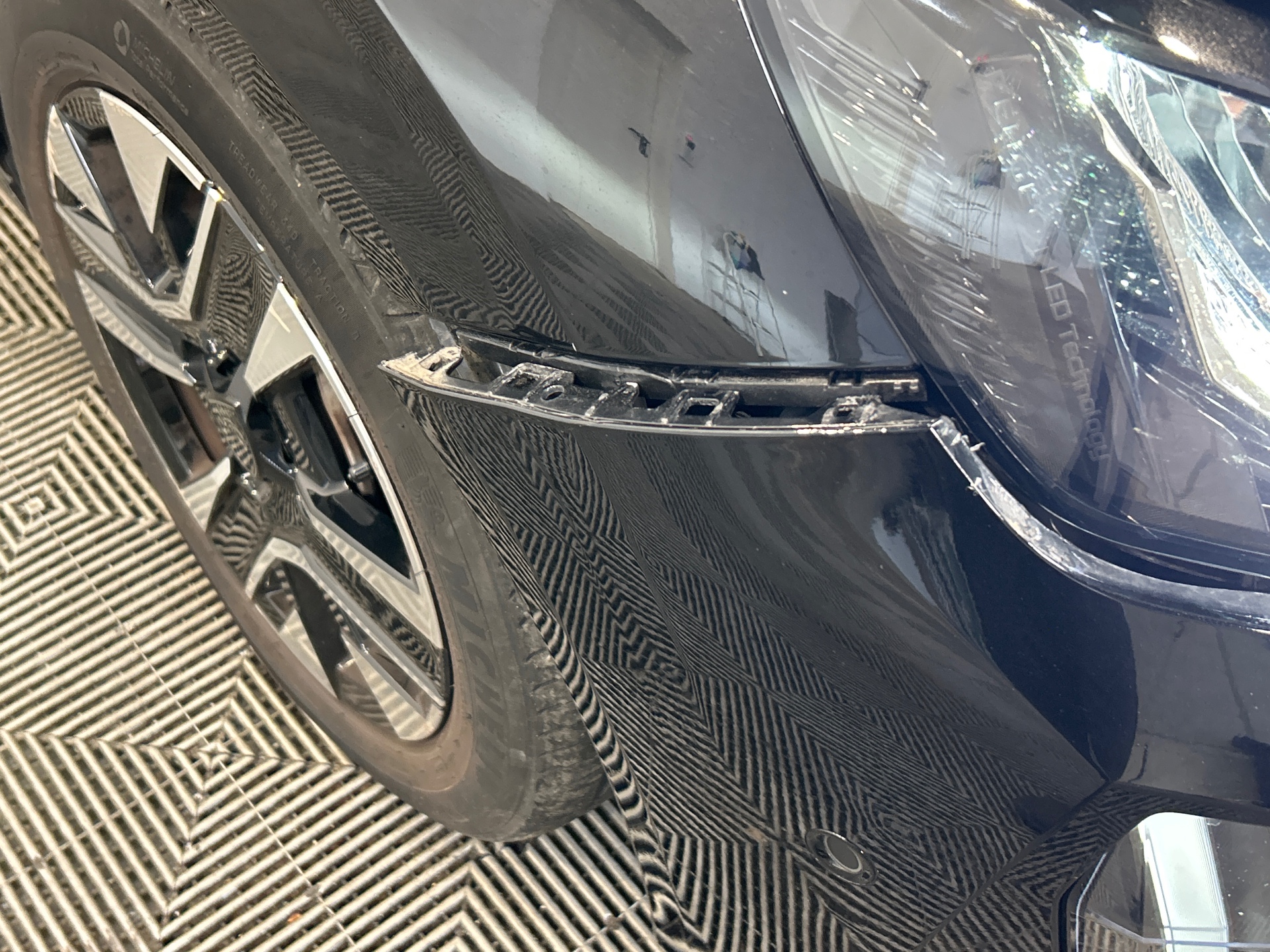 PEUGEOT 208 ALL PT100 BVM — expertise
