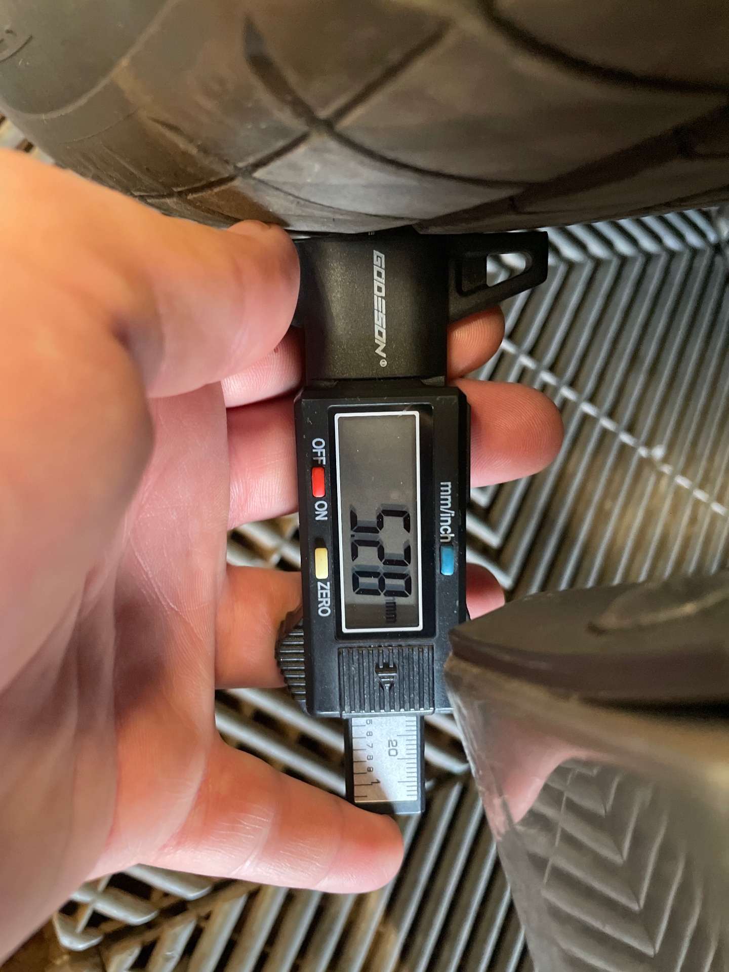 PEUGEOT 208 Allure 100 ch BVM6 — expertise