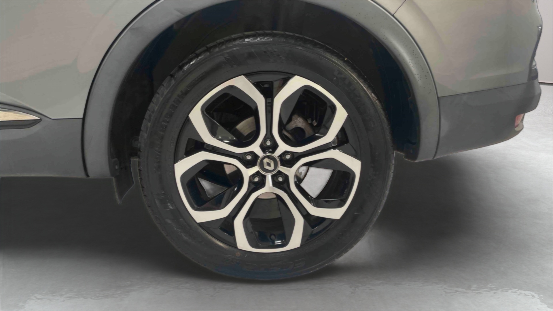 RENAULT ARKANA E-Tech 145 - 21B Intens