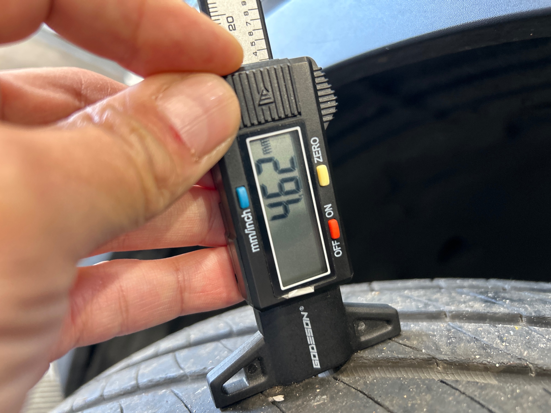 CITROEN C4 X BHDI 130 S&S EAT8 SHINE — expertise