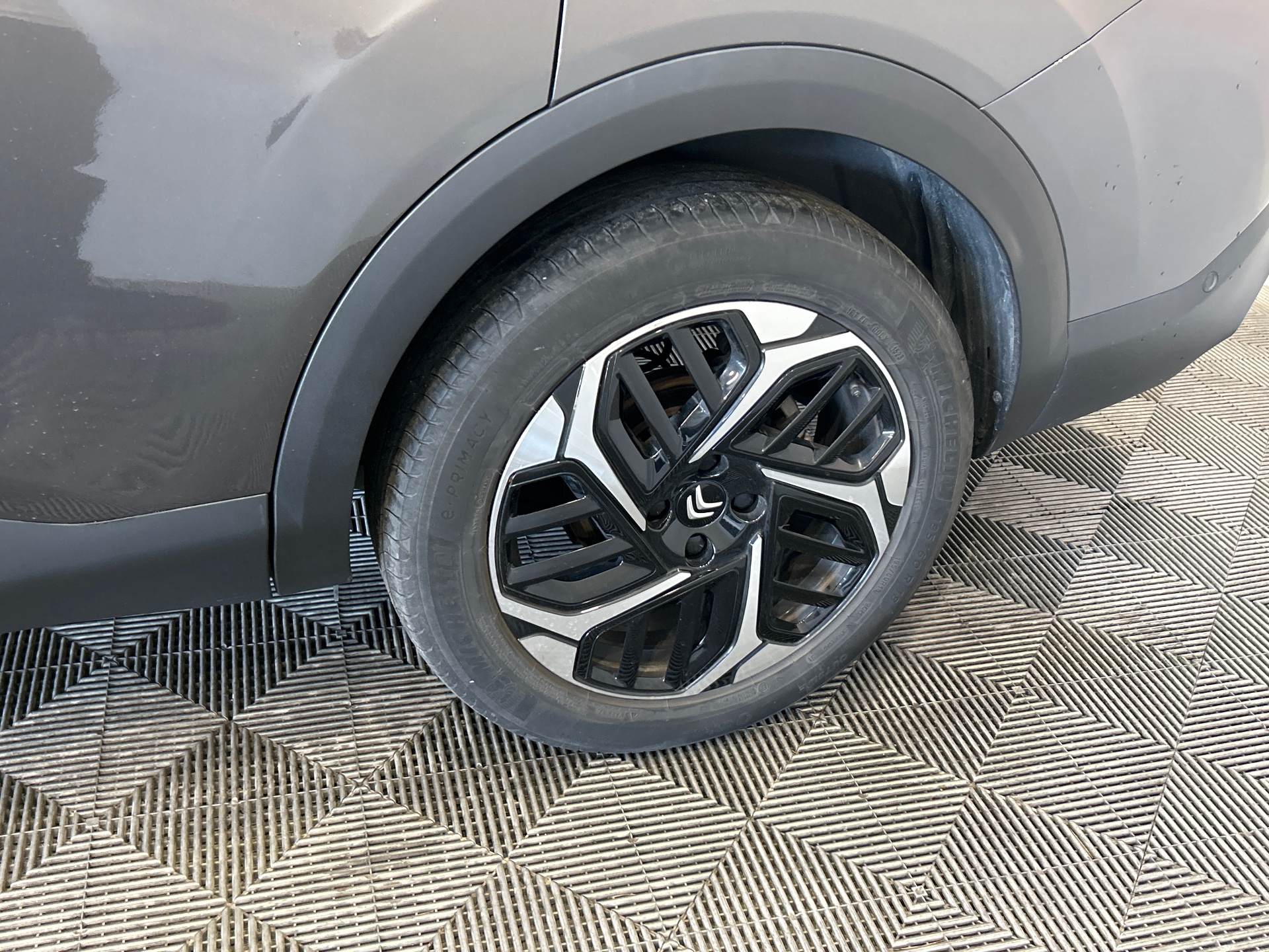 CITROEN C4 X BHDI 130 S&S EAT8 SHINE — expertise