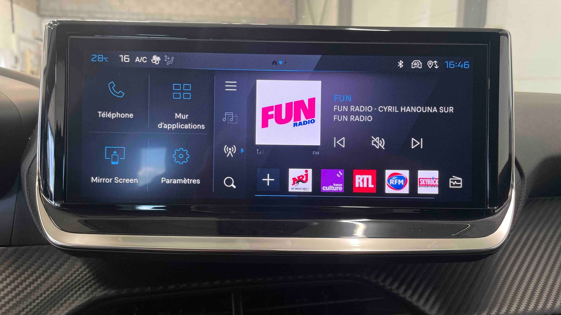 PEUGEOT 208 Allure 100 ch BVM6