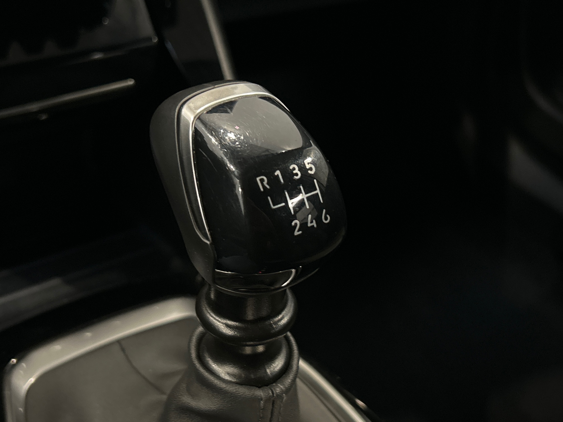 PEUGEOT 2008 ALLURE PURETECH 100 S&S BVM6