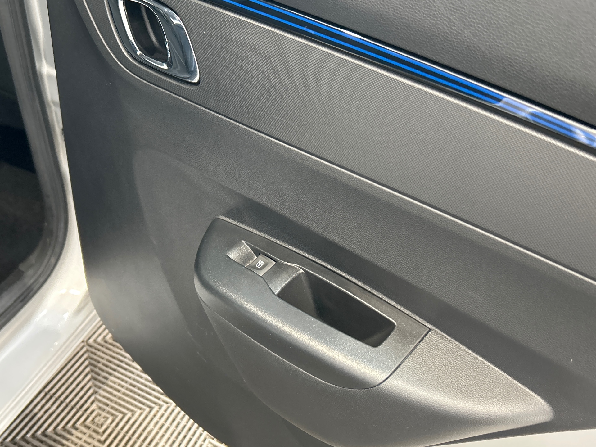 DACIA SPRING Achat Integral Business 2020 — expertise