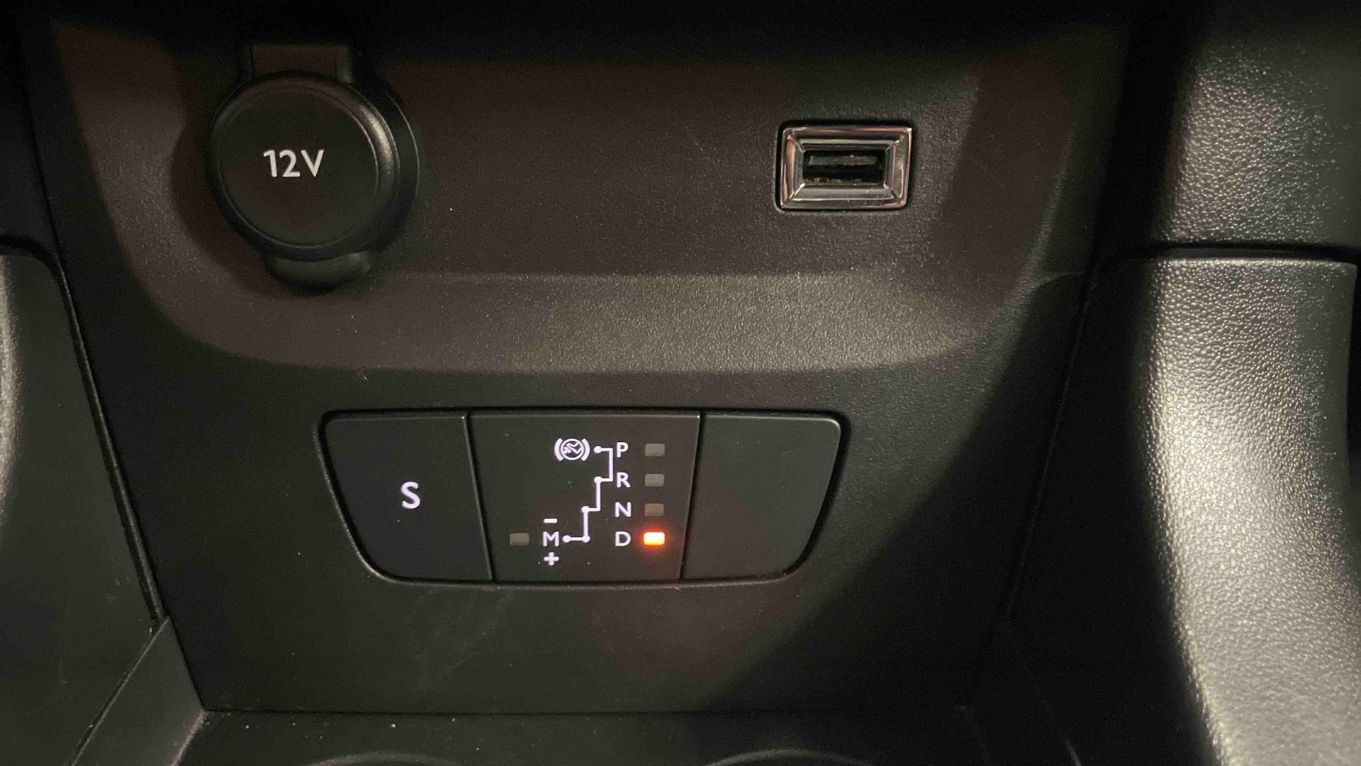 CITROEN C3 PureTech 110 ch EAT6 Max