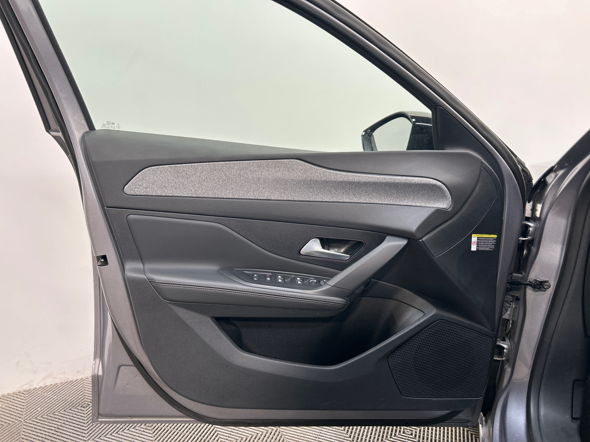 PEUGEOT 308 SW SW Allure Hybrid 145 ch e-DCS6