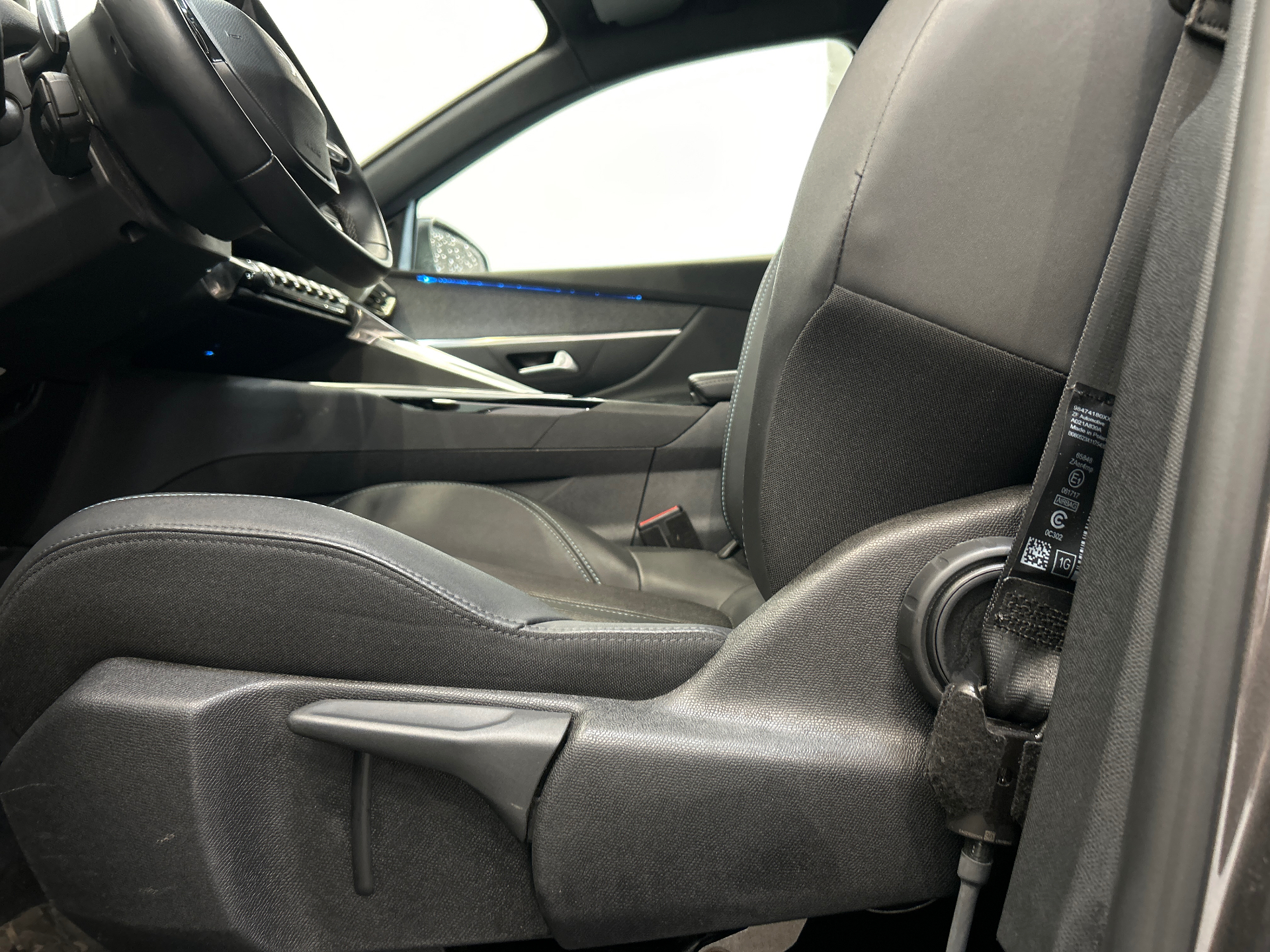 PEUGEOT 5008 ALLURE PK BHDI 130 S&S EAT8