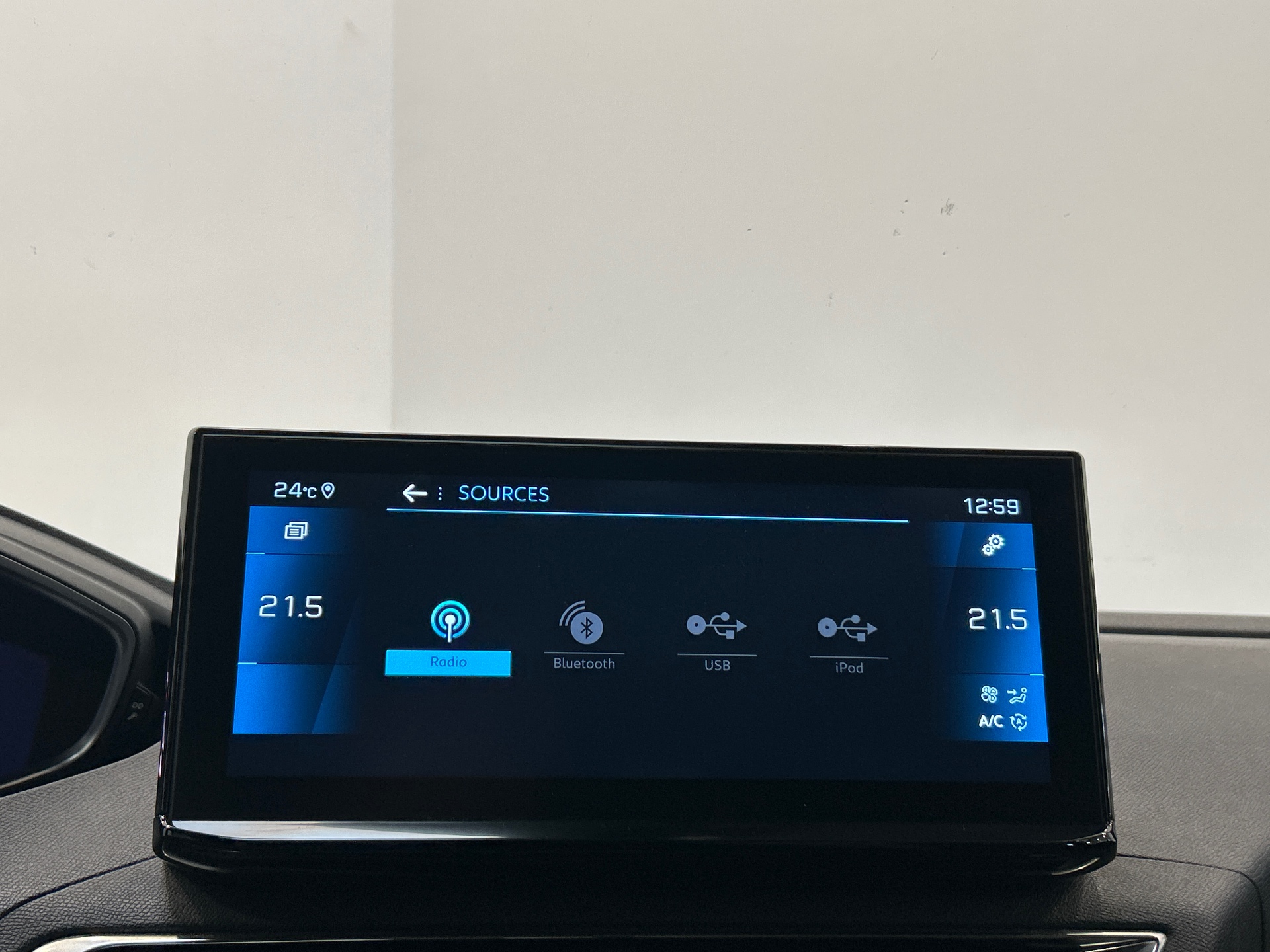 PEUGEOT 5008 ALLURE PK BHDI 130 S&S EAT8