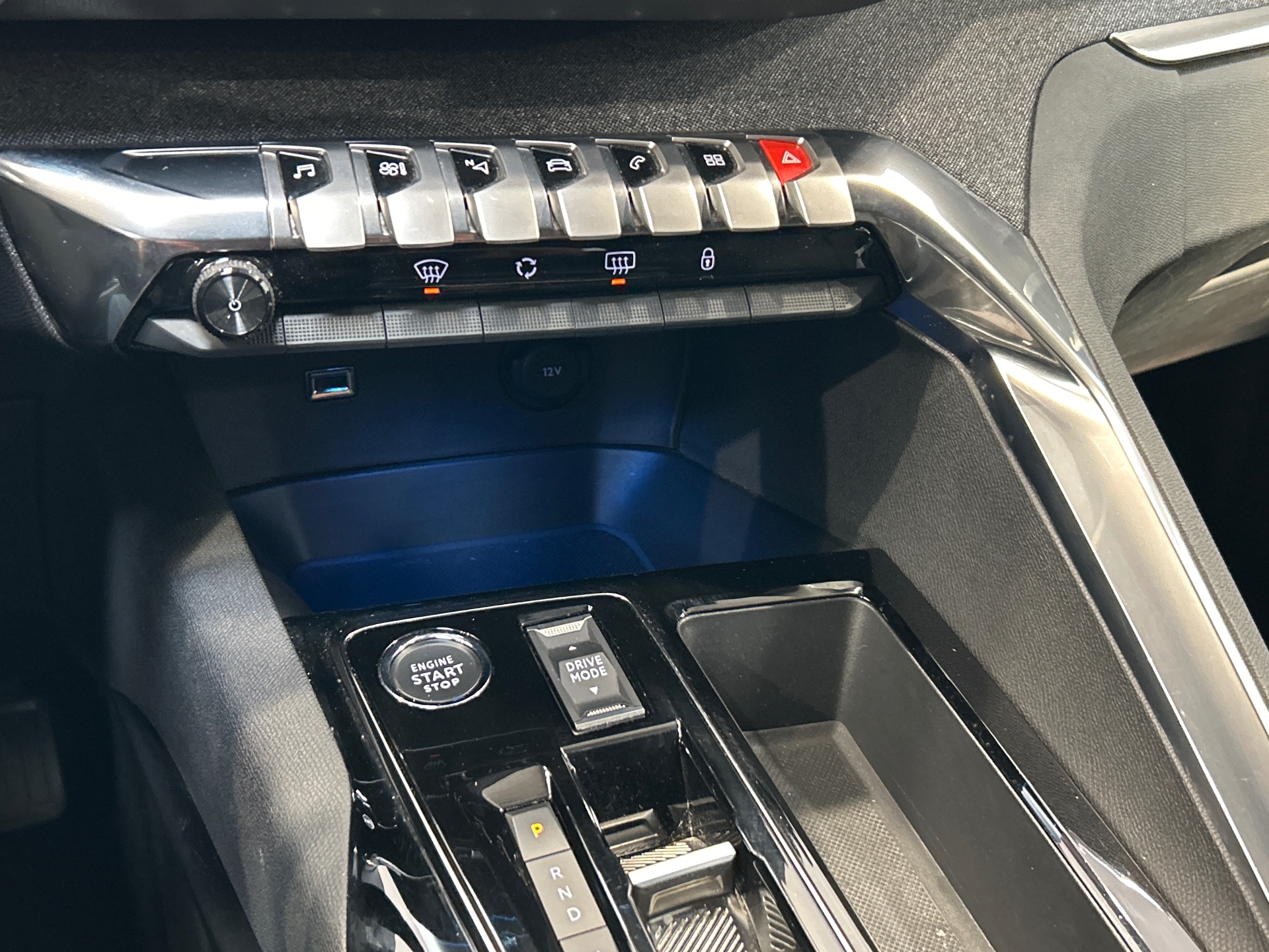 PEUGEOT 5008 ALLURE PK BHDI 130 S&S EAT8