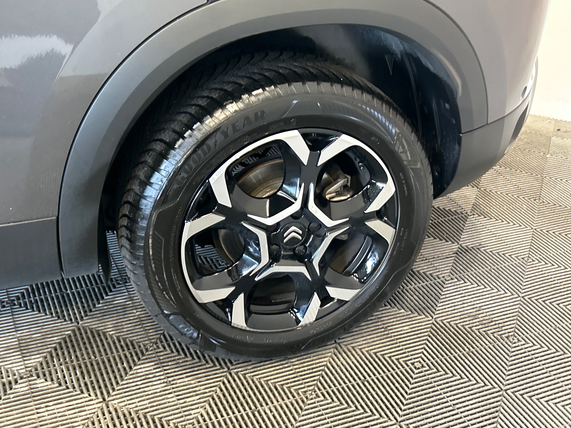 CITROEN C5 AIRCROSS BHDI 130 S&S EAT8 PLUS — expertise