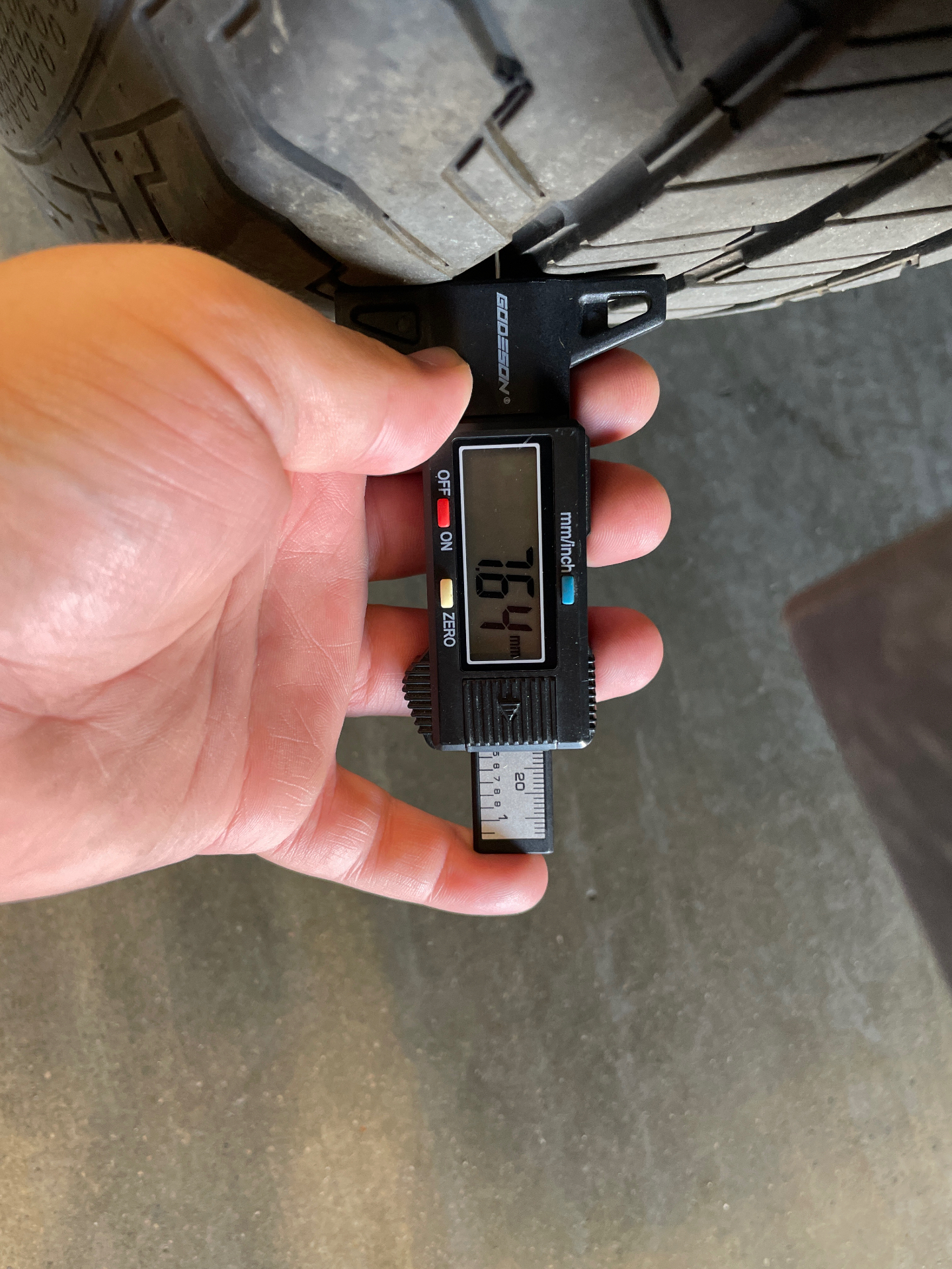 PEUGEOT EXPERT FOURGON Fourgon Taille M BlueHDi 120 S&S BVM6 — expertise