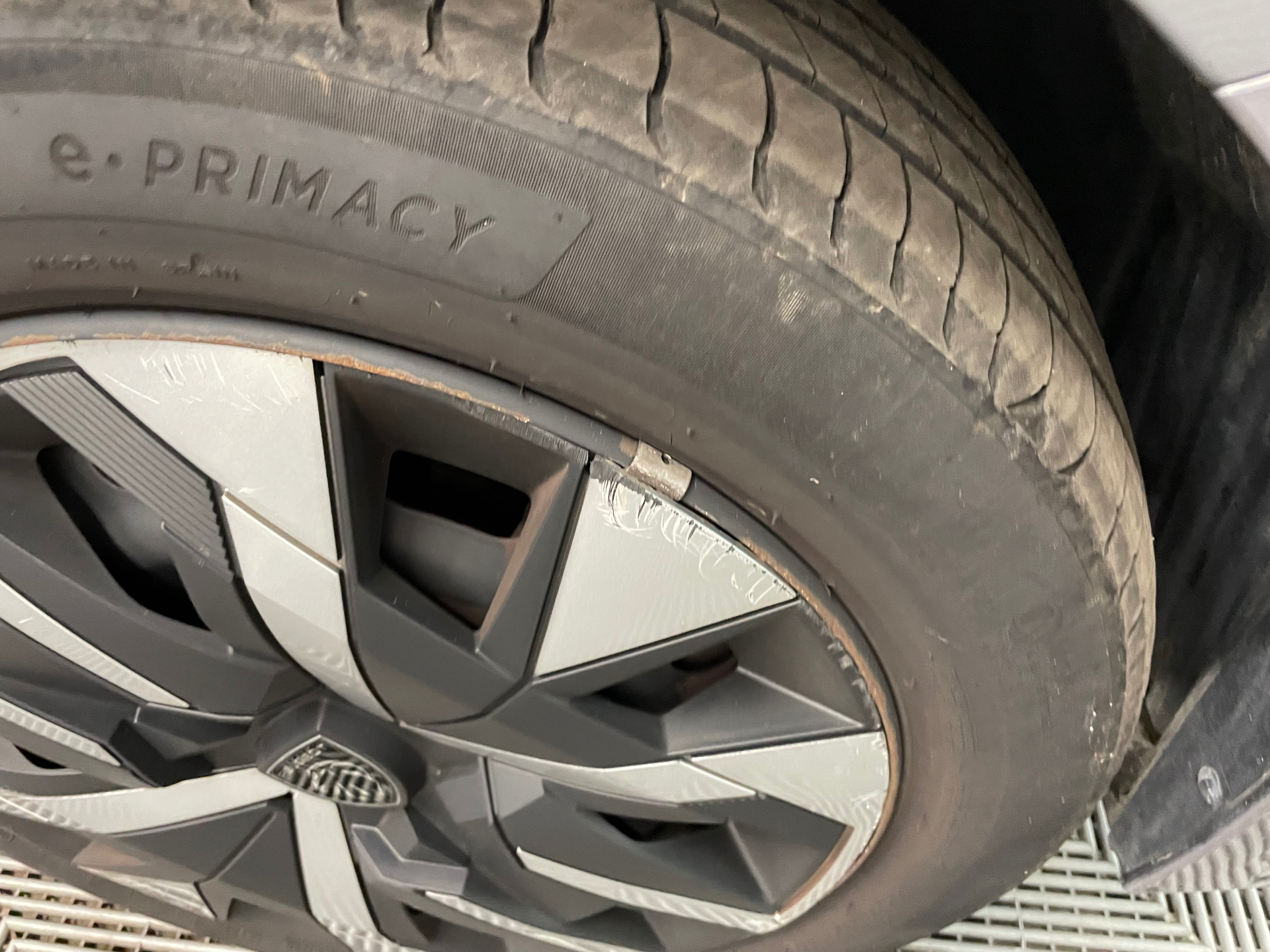 PEUGEOT 208 100 S&S BVM6 Style — expertise
