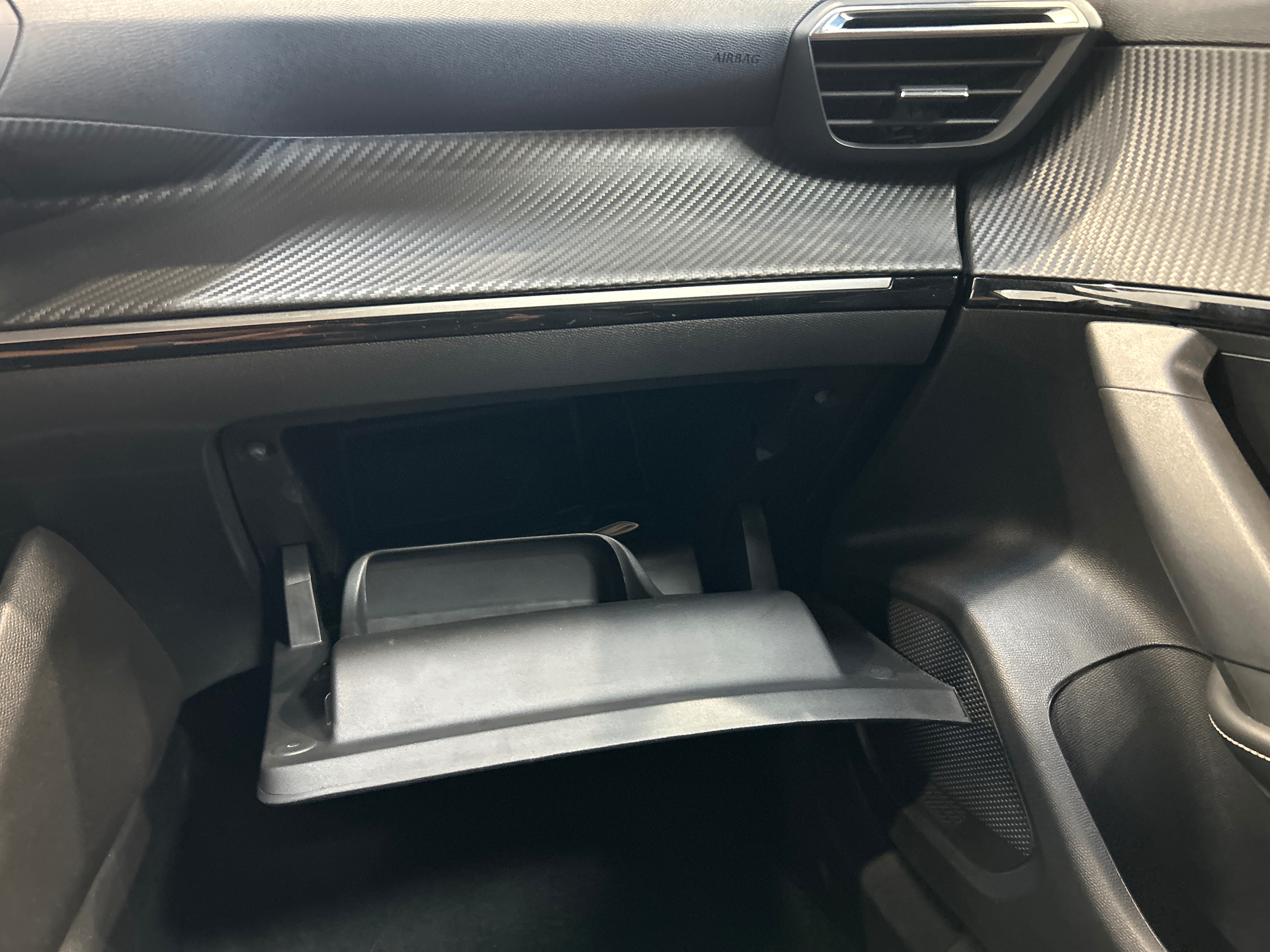 PEUGEOT 2008 ALLURE PURETECH 100 S&S BVM6