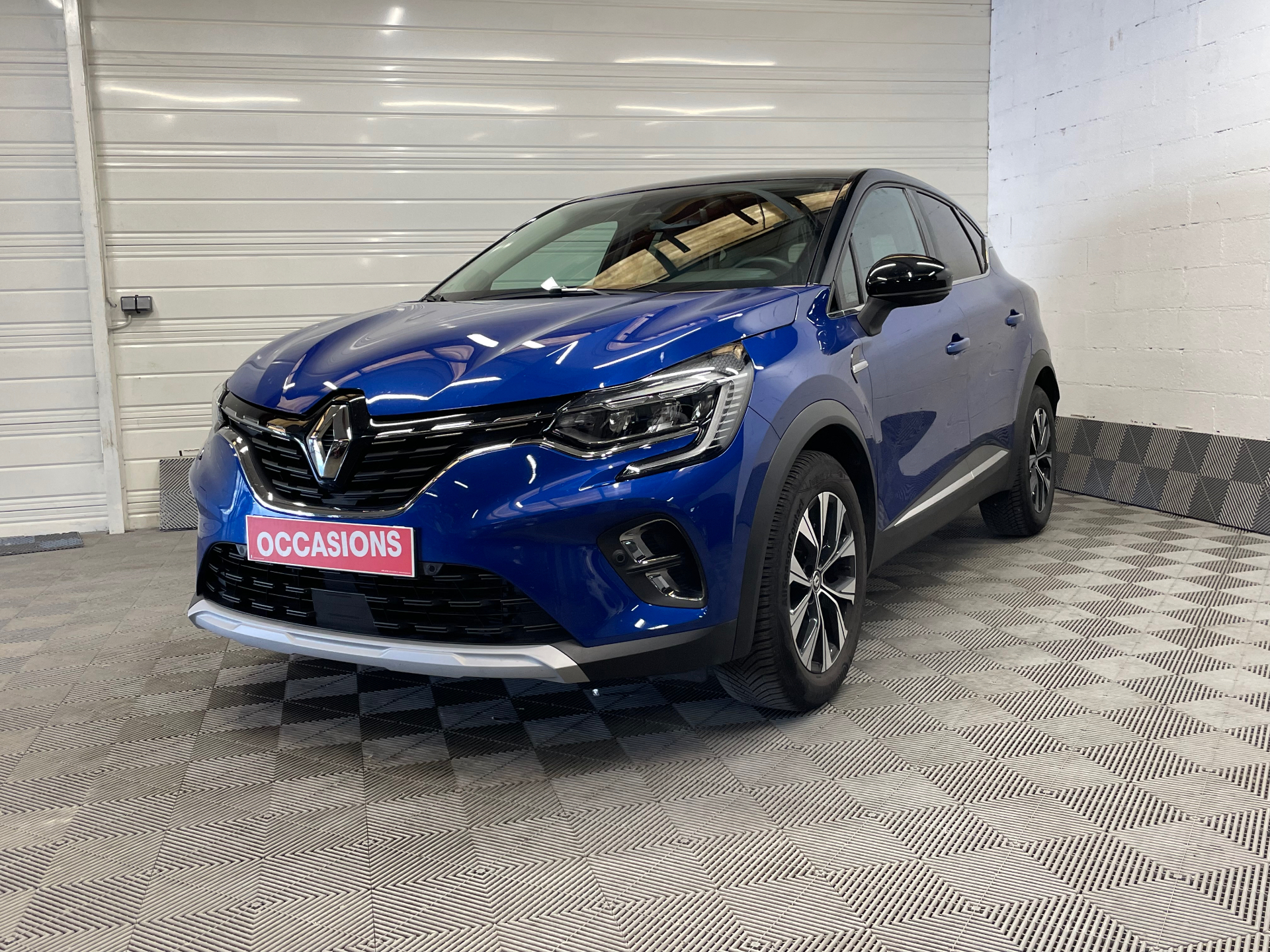 RENAULT CAPTUR TCe 90 Techno