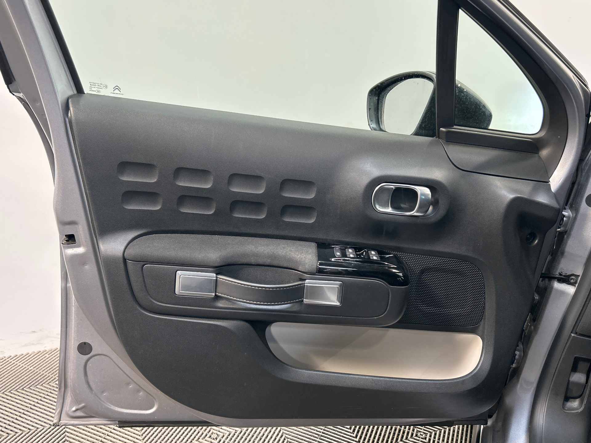 CITROEN C3 PURETECH 110 S&S EAT6 MAX