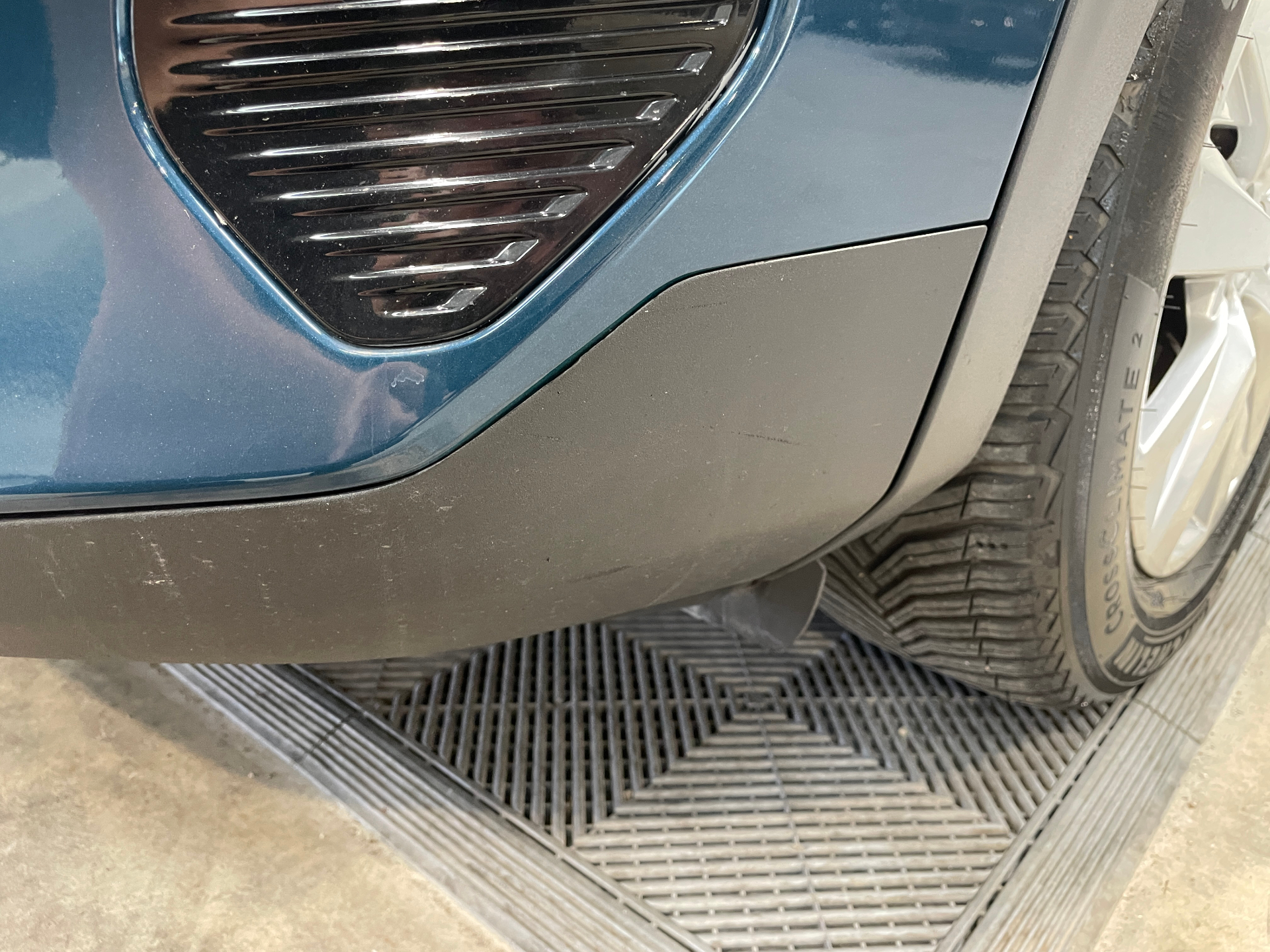 PEUGEOT 3008 BlueHDi 130ch S&S EAT8 Style — expertise