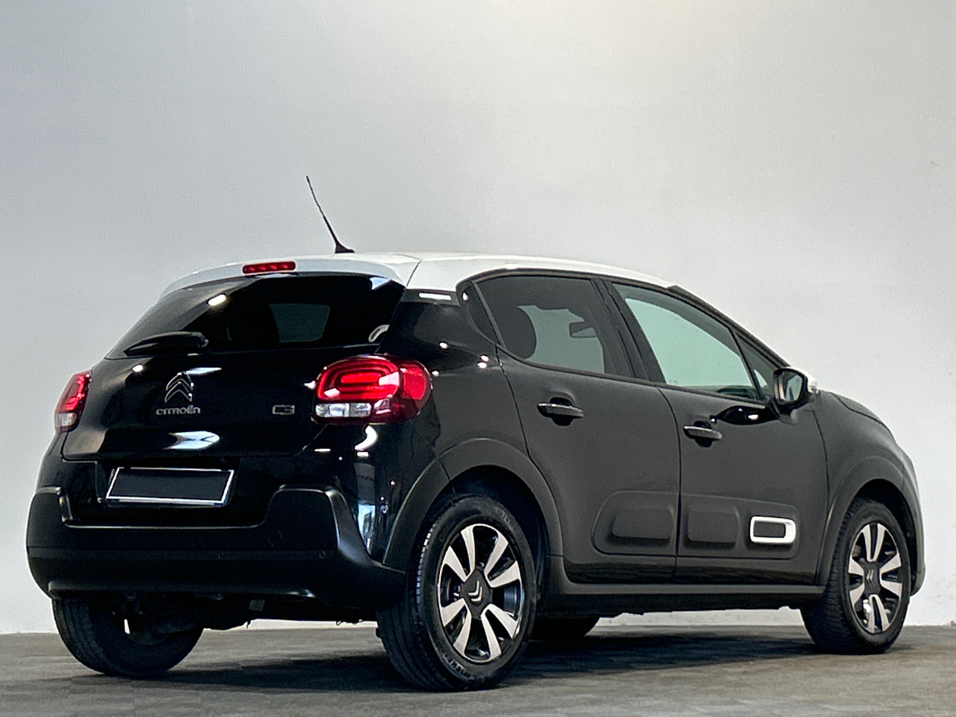CITROEN C3 PT110 S&S BVM6 SHINE
