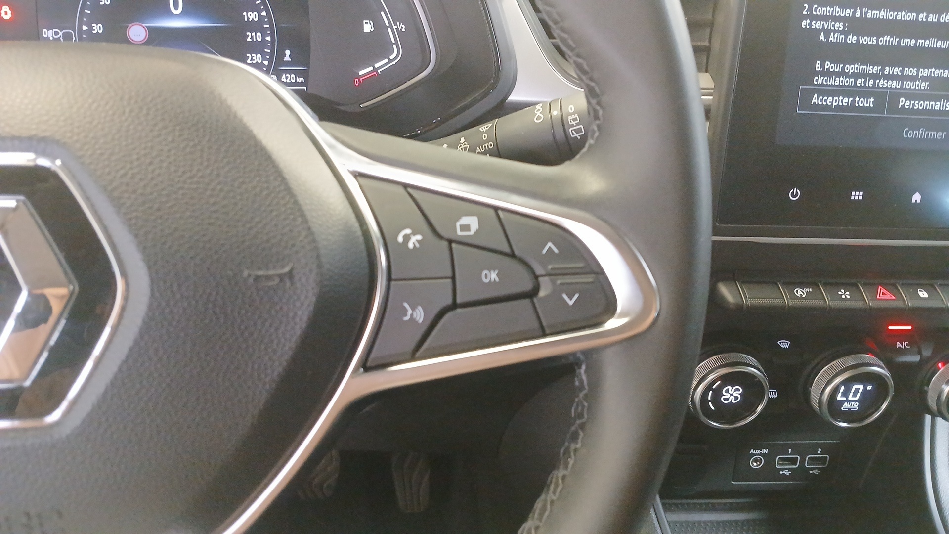 RENAULT CAPTUR mild hybrid 140 Techno