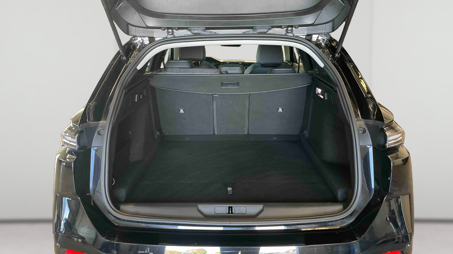 PEUGEOT 308 SW SW Allure Hybrid 145 ch e-DCS6