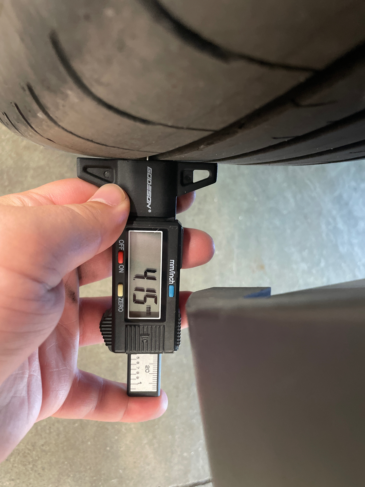 PEUGEOT 2008 ALLURE 100 CH BVM6 — expertise