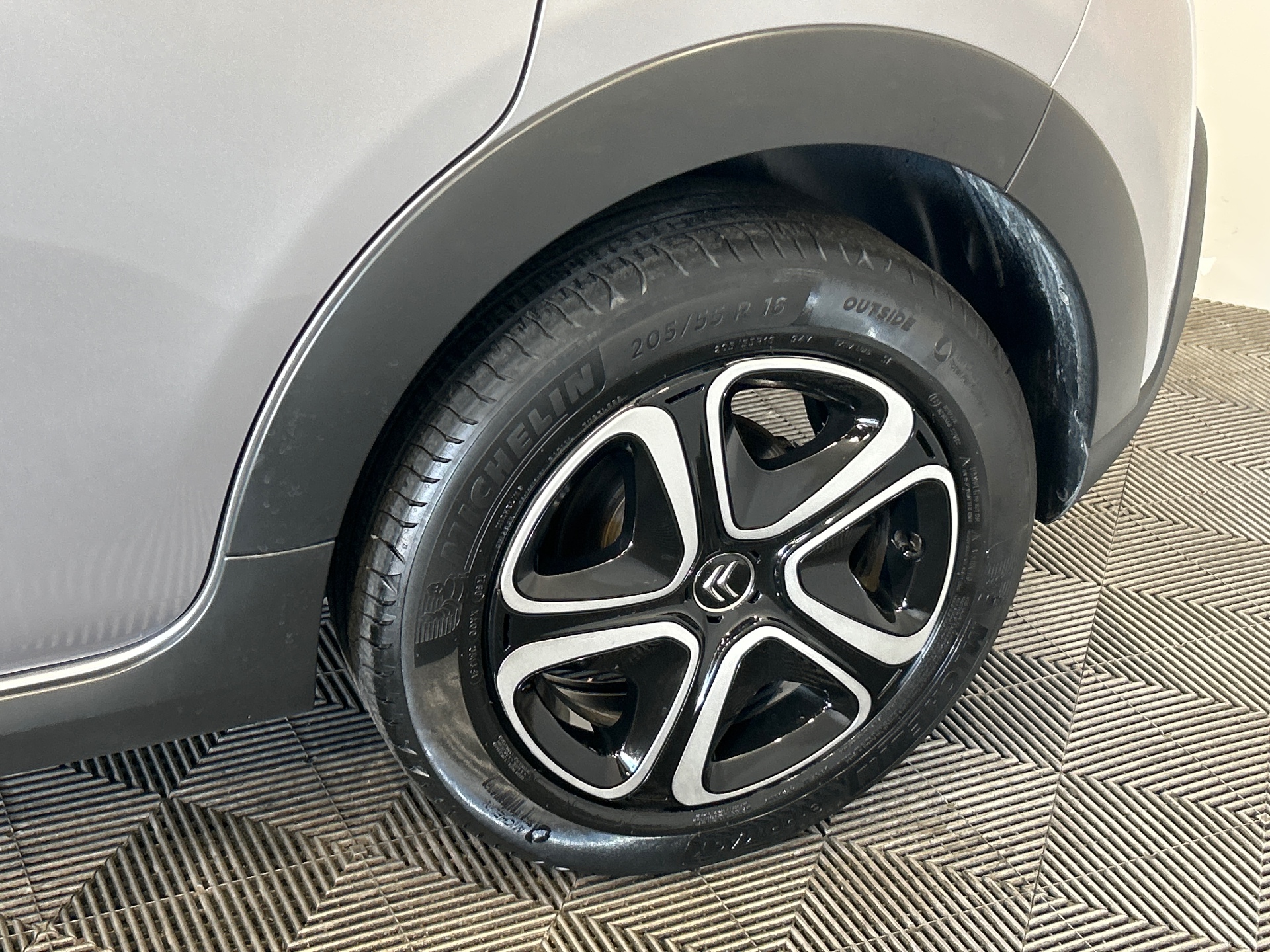 CITROEN C3 BlueHDi 100 S&S BVM6 C-Series — expertise