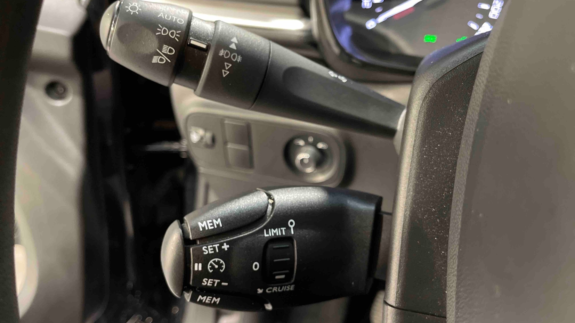 CITROEN C3 PureTech 83 S&S BVM5 Shine