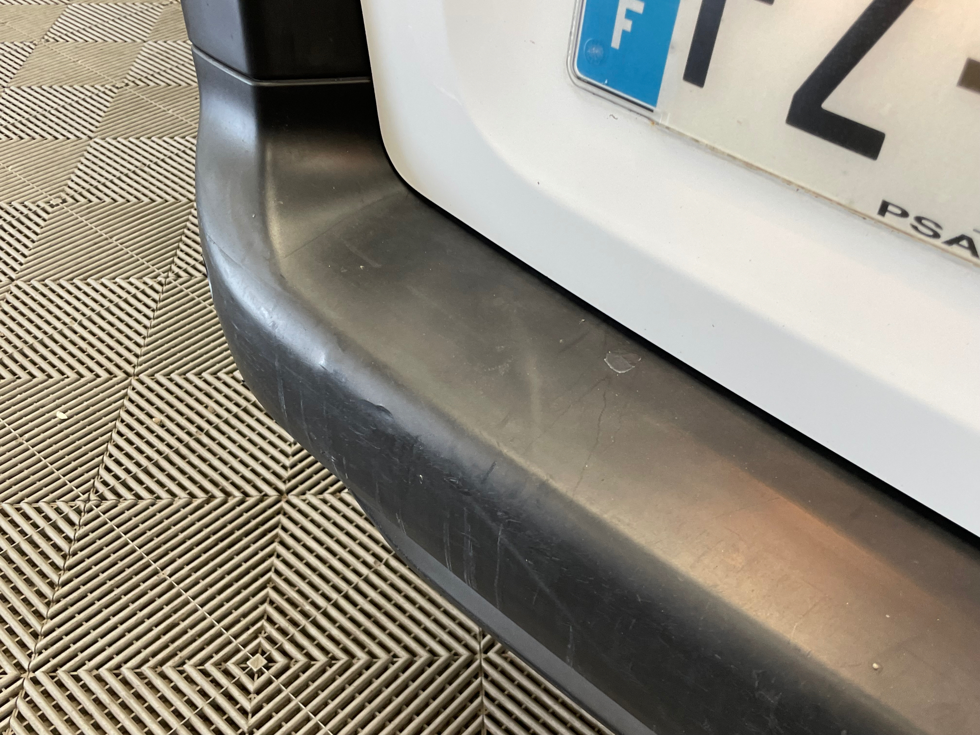 PEUGEOT PARTNER FOURGON STANDARD 650 KG BLUEHDI 130 S&S EAT8 ASPHALT — expertise