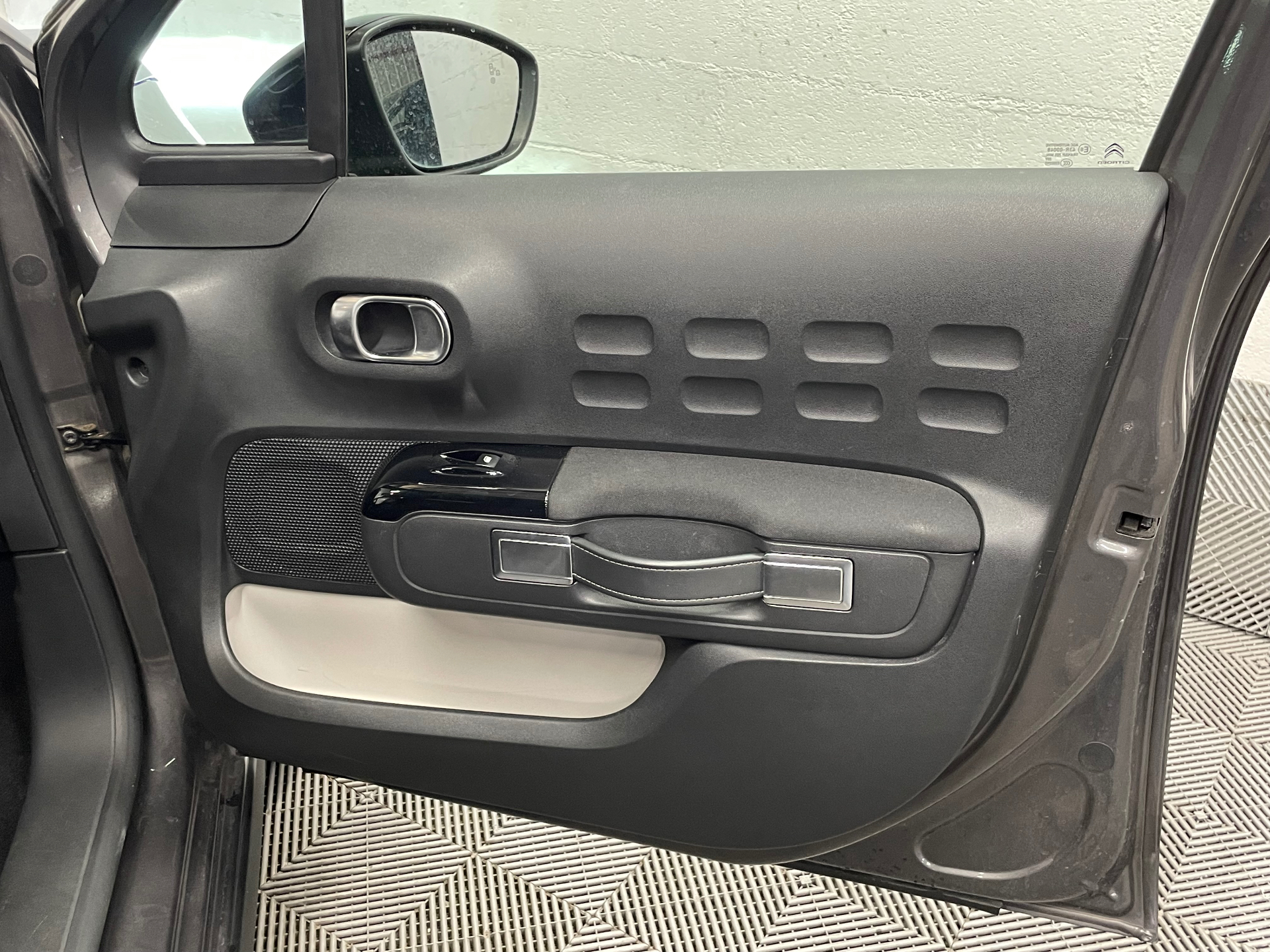 CITROEN C3 PureTech 110 S&S BVM6 Shine