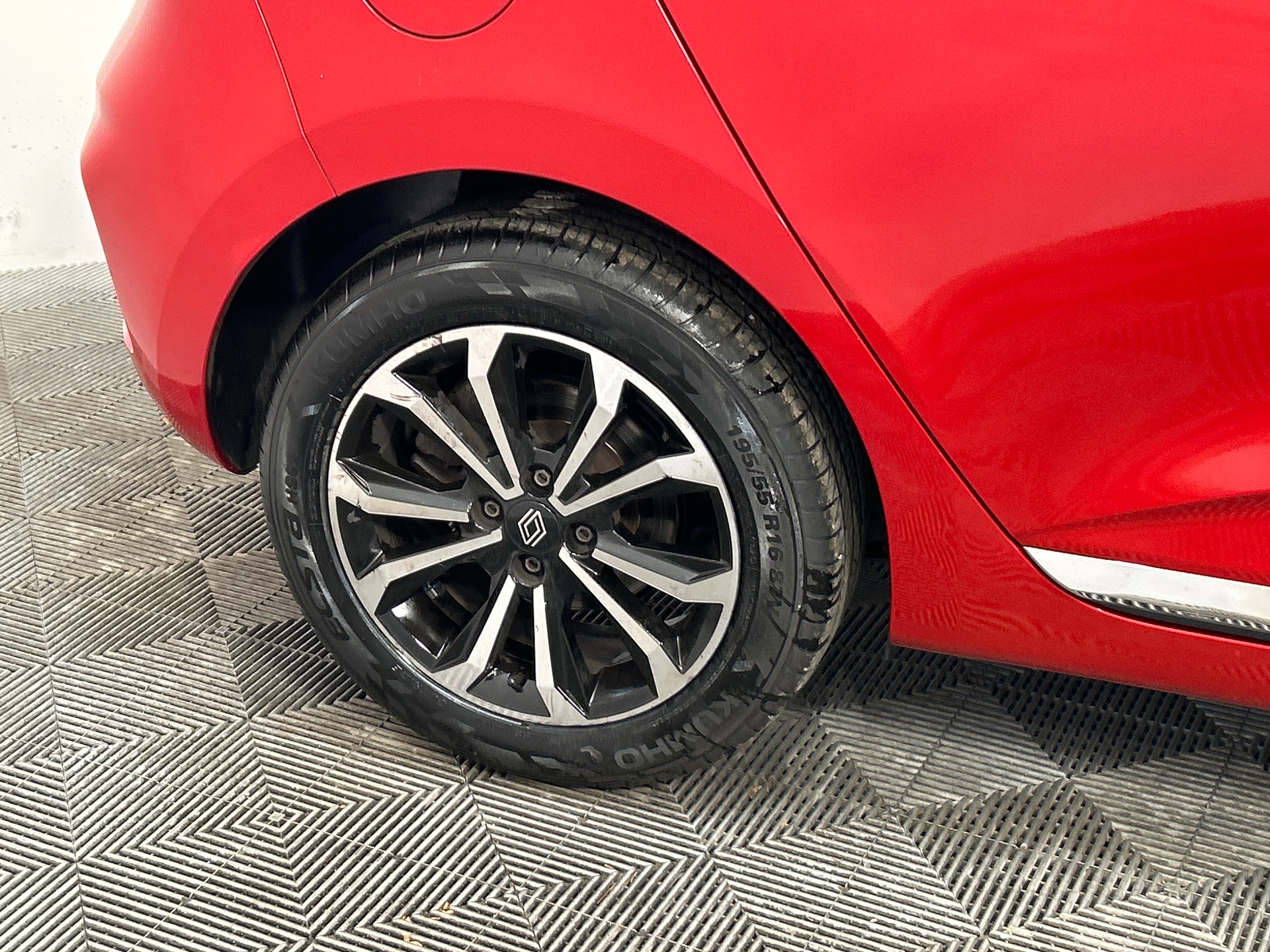 RENAULT CLIO V techno TCe 90 phase 2 — expertise