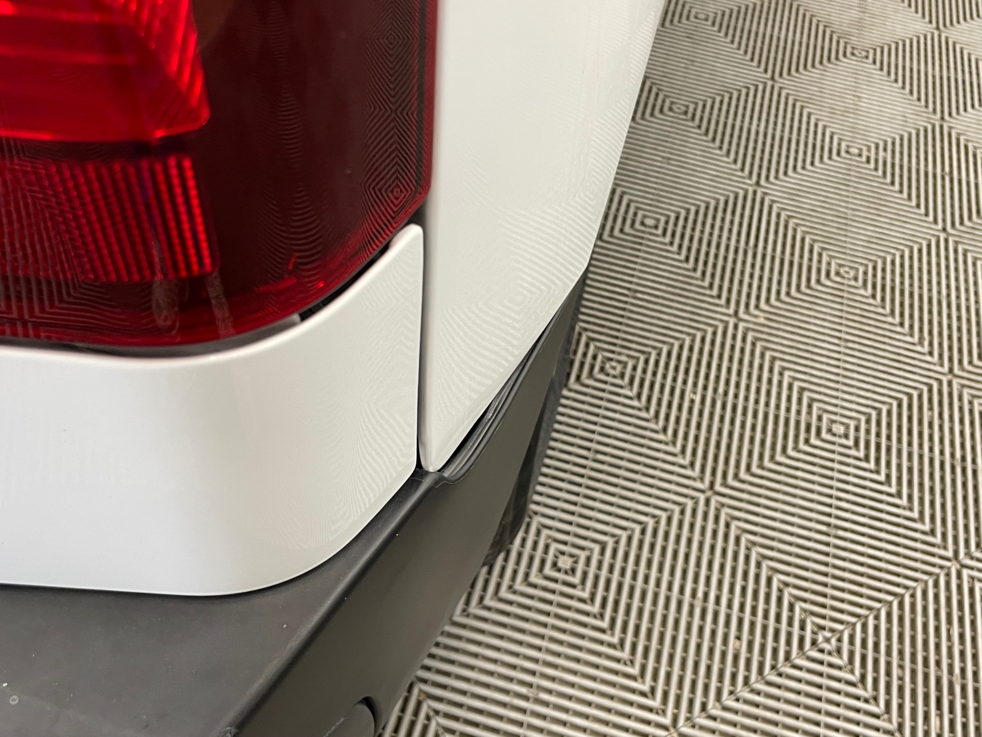 PEUGEOT PARTNER FOURGON STANDARD 650 KG BLUEHDI 130 S&S EAT8 ASPHALT — expertise