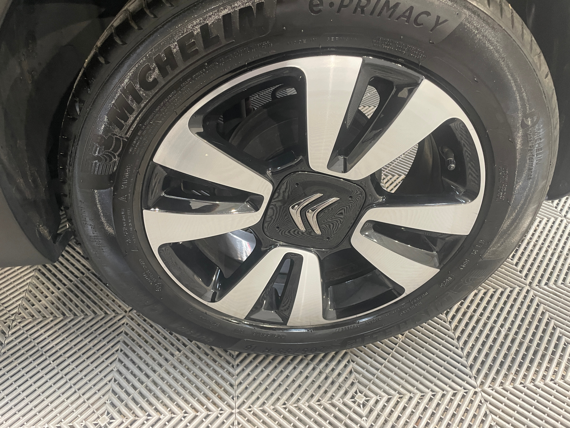 CITROEN C3 PureTech 83 S&S BVM5 Shine — expertise