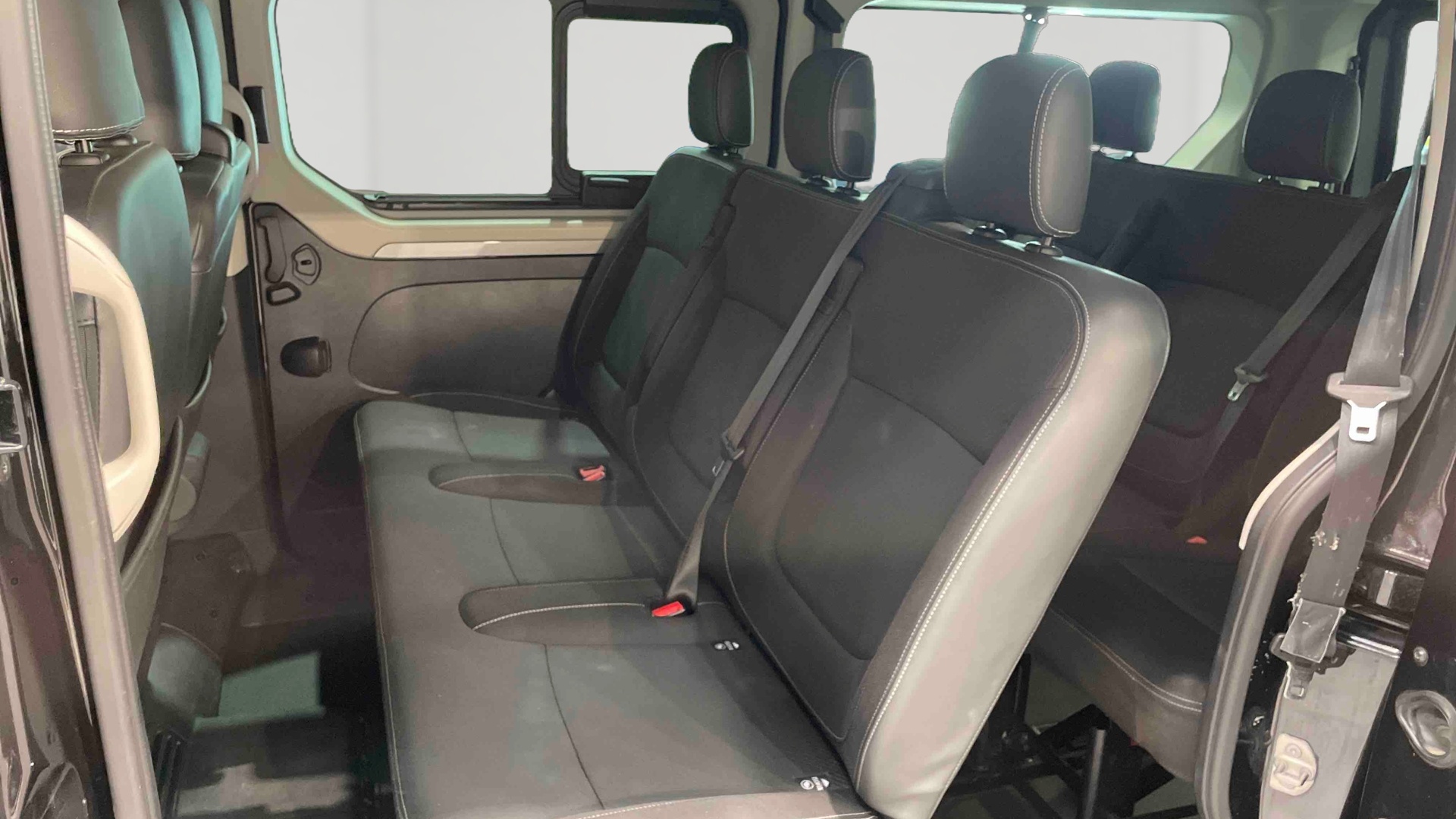 RENAULT TRAFIC L2 dCi 150 Energy S&S EDC Intens - 9 PLACES