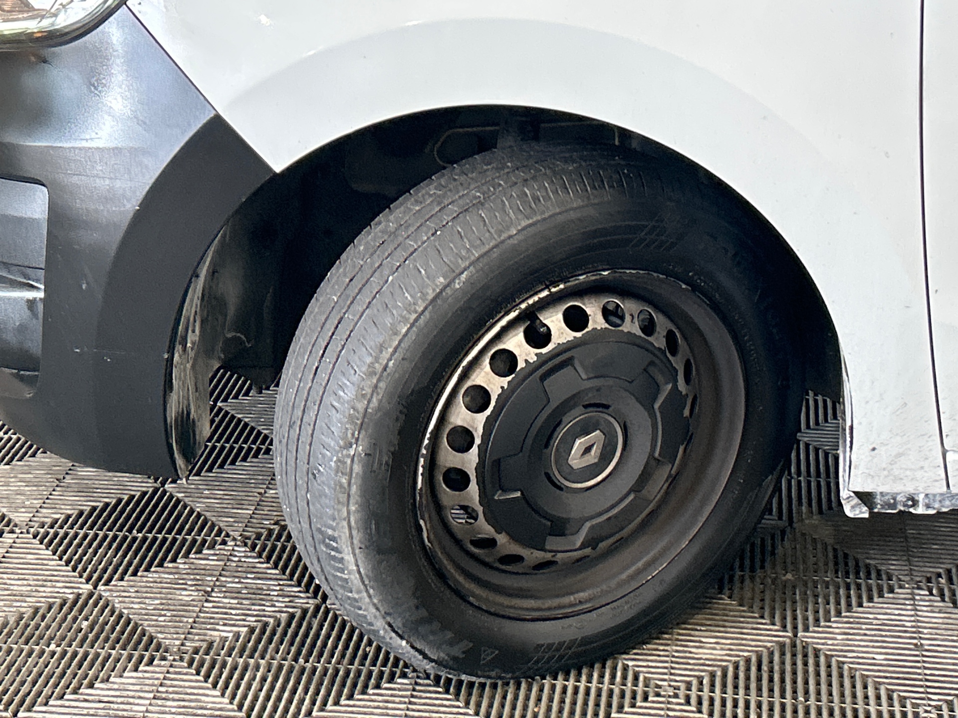 RENAULT EXPRESS VAN Confort Blue dCi 95 - 22 — expertise