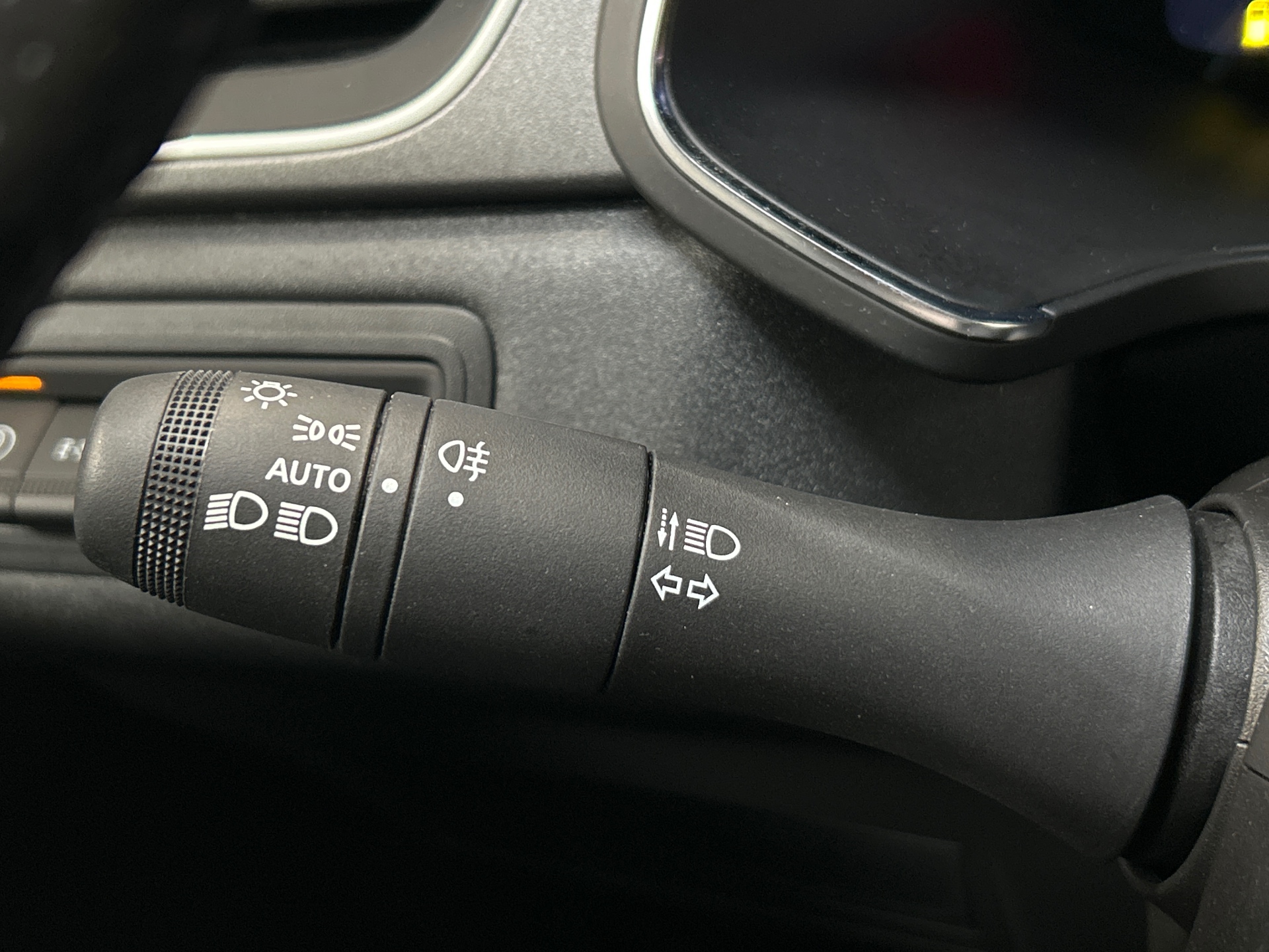 RENAULT CAPTUR E-Tech full hybrid 145 ch Techno