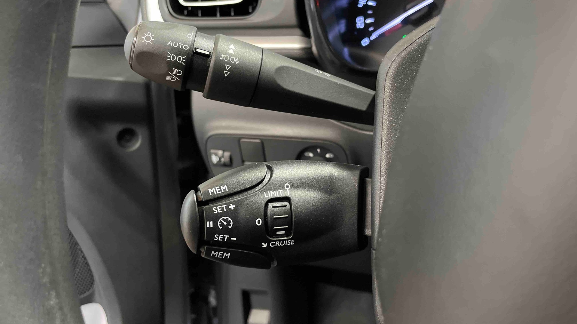CITROEN C3 PureTech 110 S&S BVM6 Shine