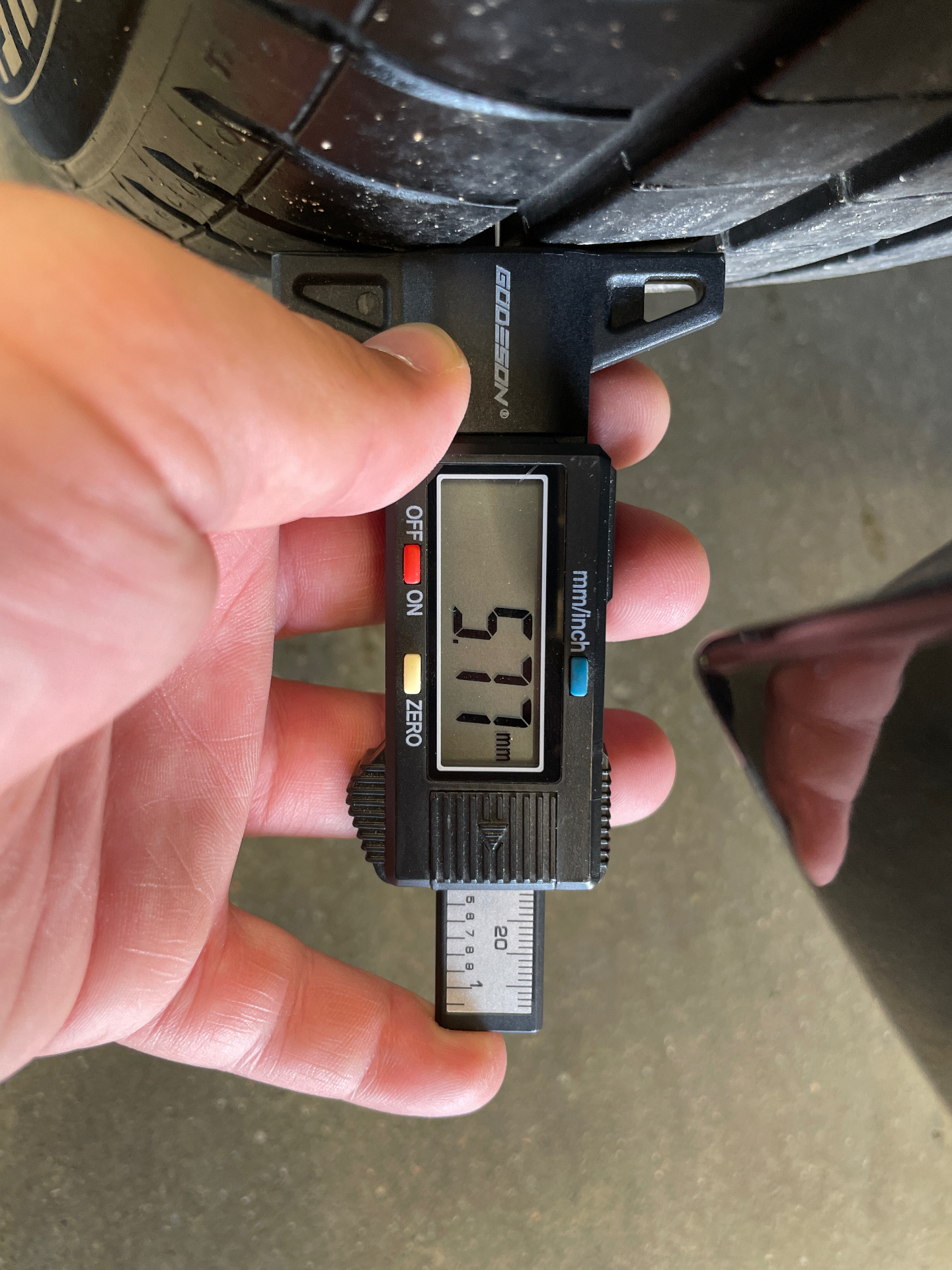 PEUGEOT 208 Allure 100 ch BVM6 — expertise