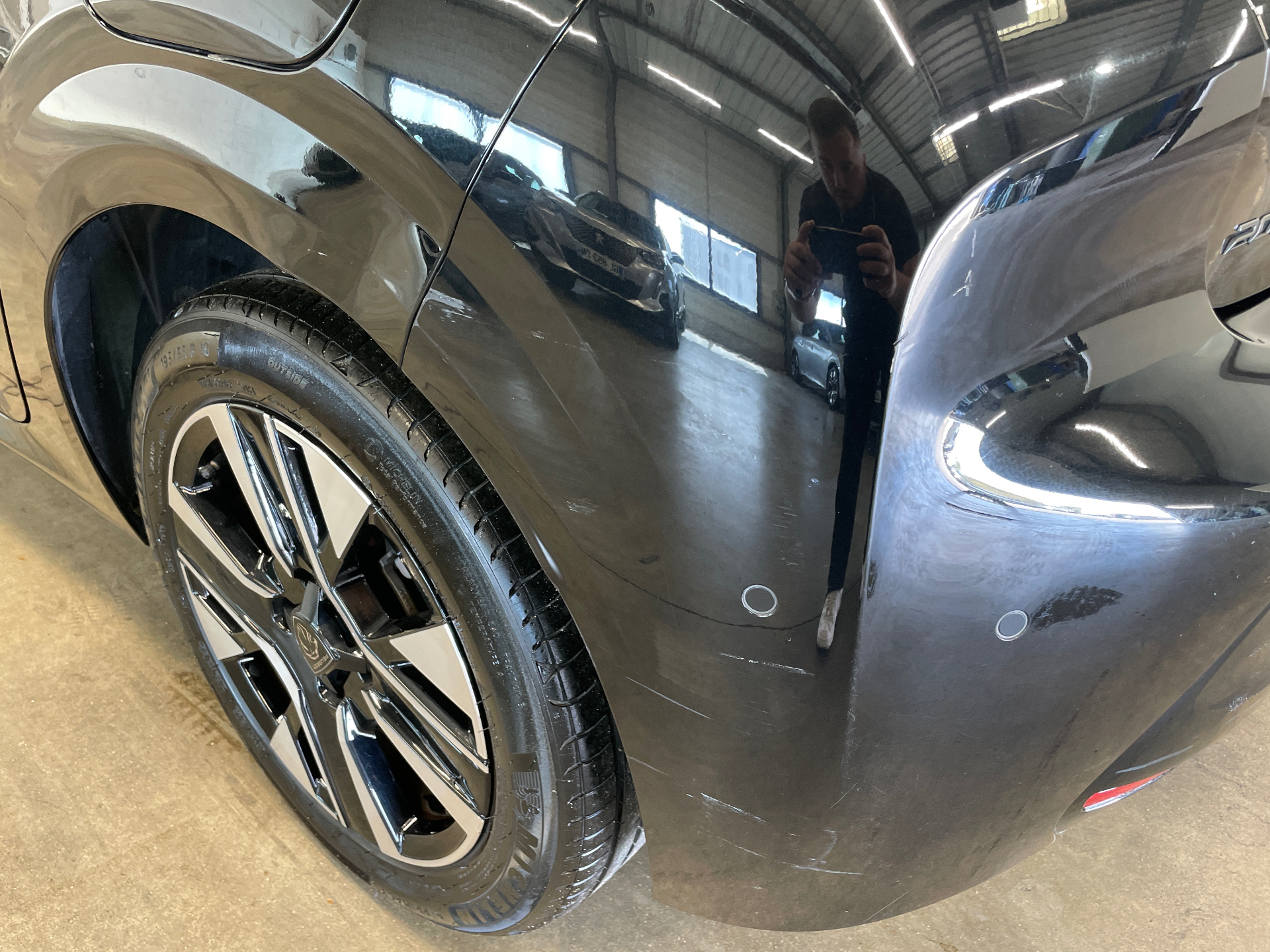 PEUGEOT 208 Allure 100 ch BVM6 — expertise