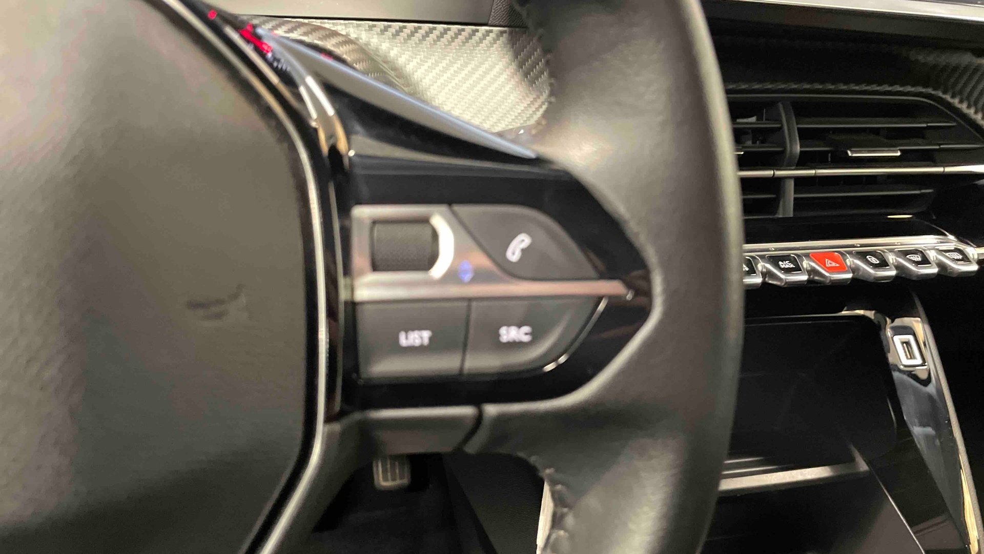 PEUGEOT 208 PureTech 75 S&S BVM5 Style