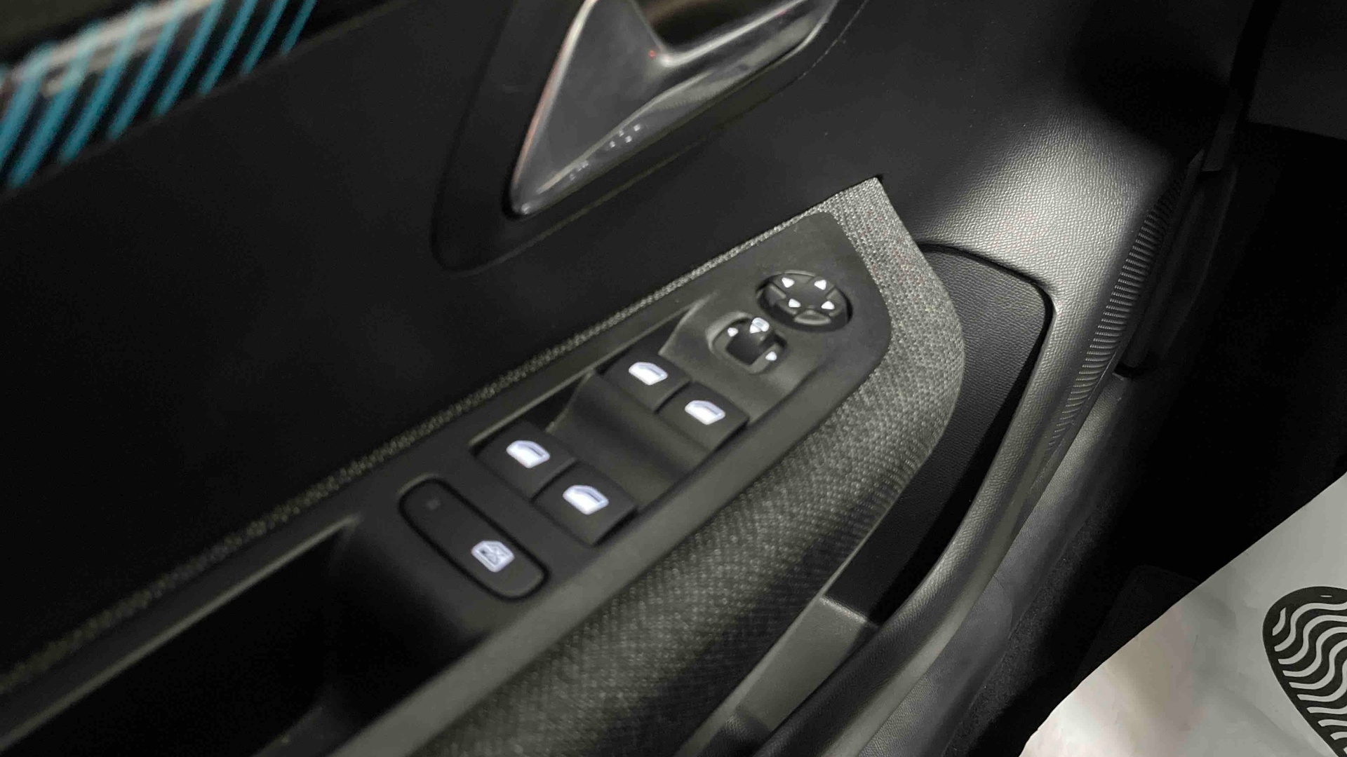 PEUGEOT 208 PureTech 75 S&S BVM5 Style